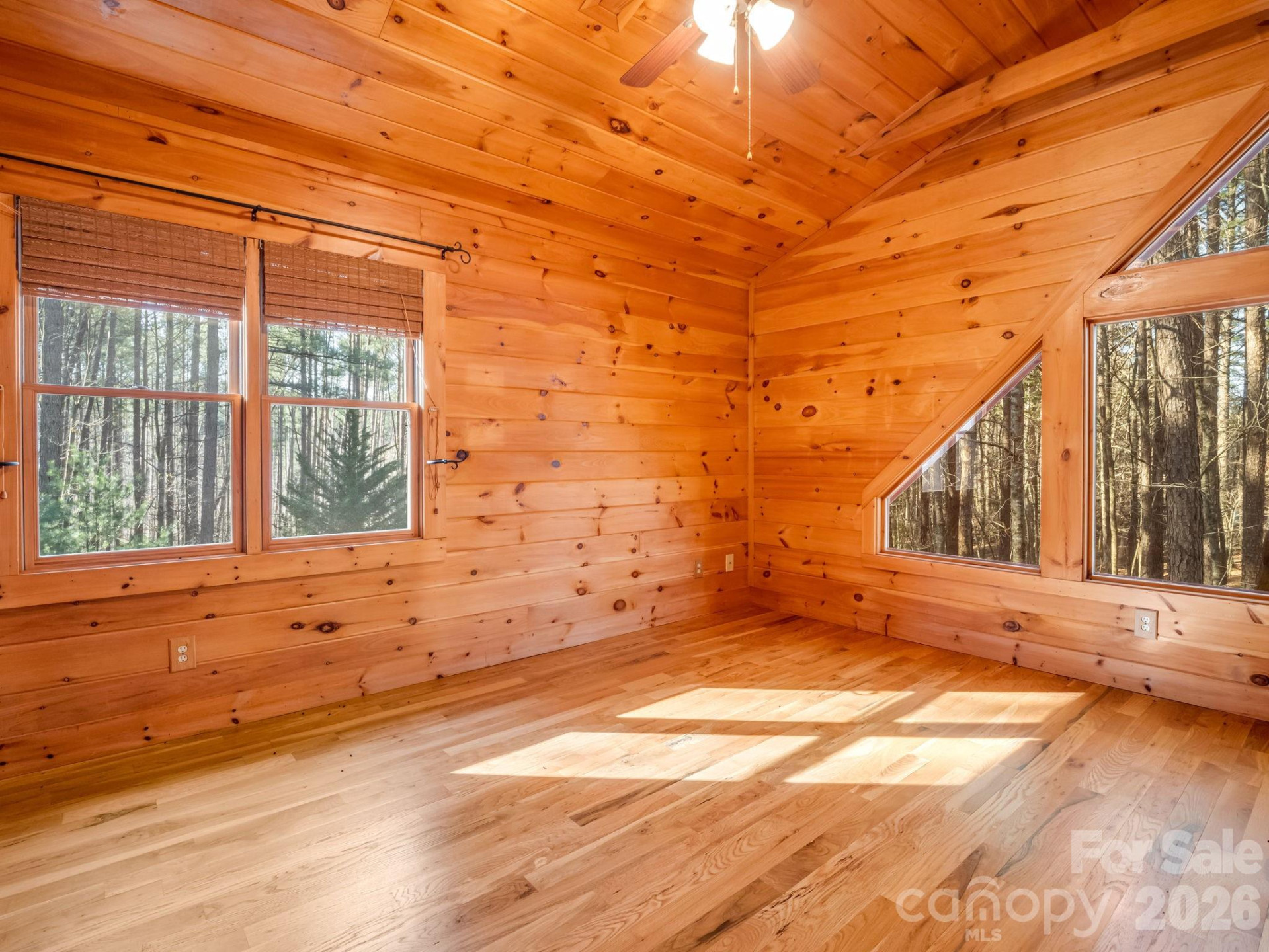 907 Hidden Lake Parkway - Photo 15