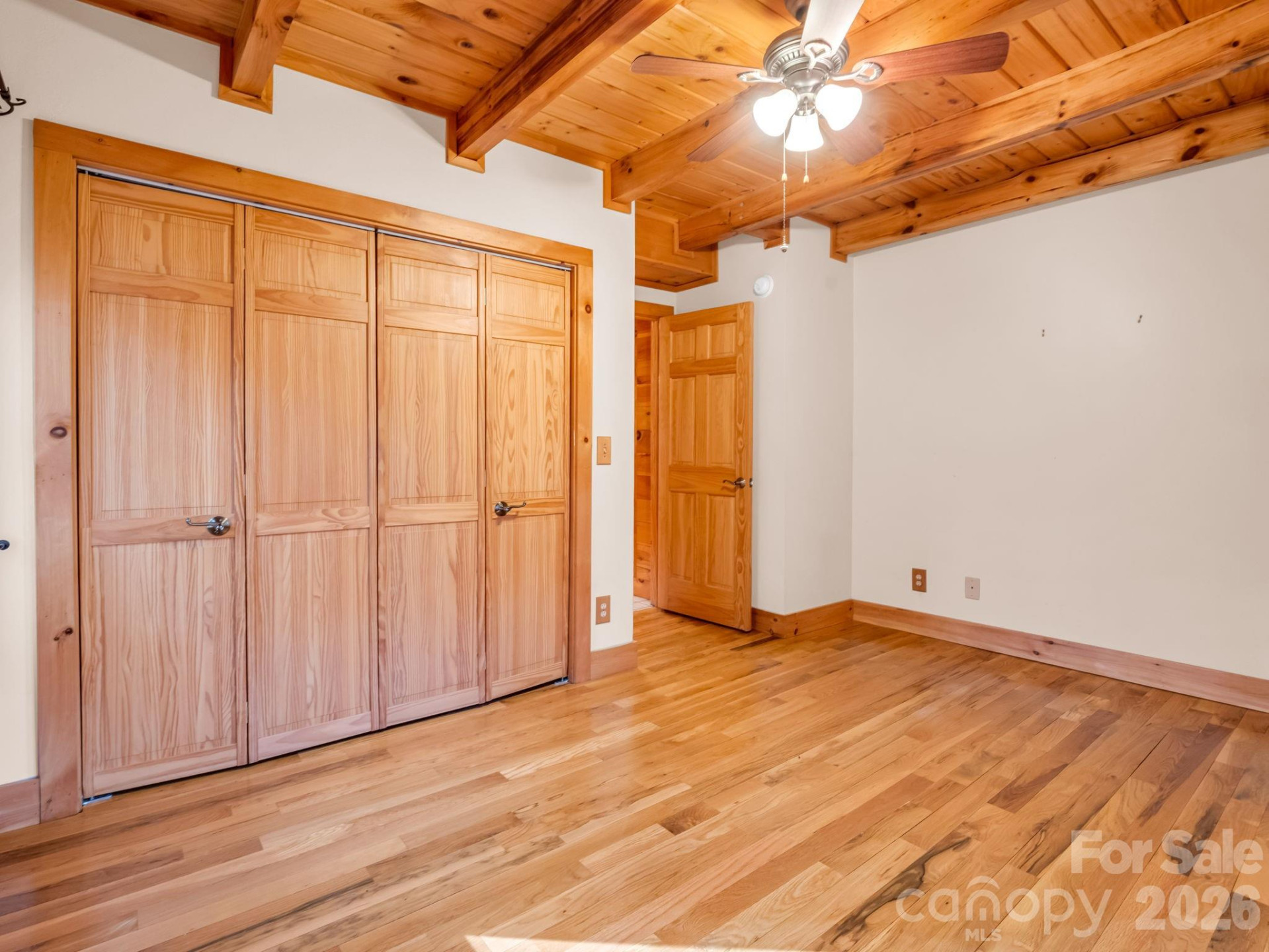 907 Hidden Lake Parkway - Photo 17