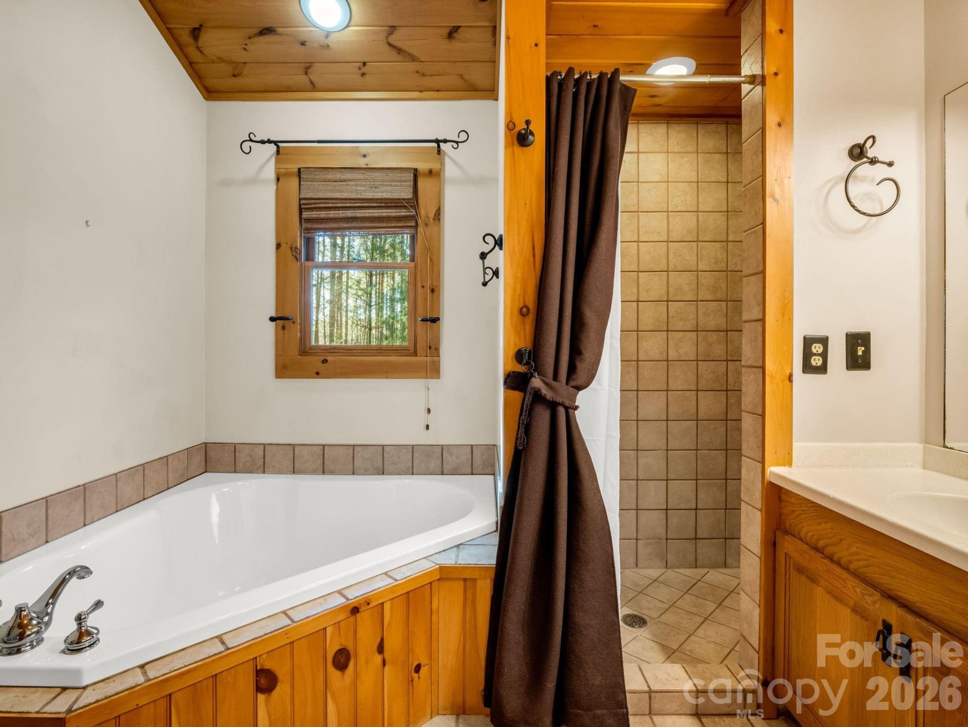 907 Hidden Lake Parkway - Photo 9