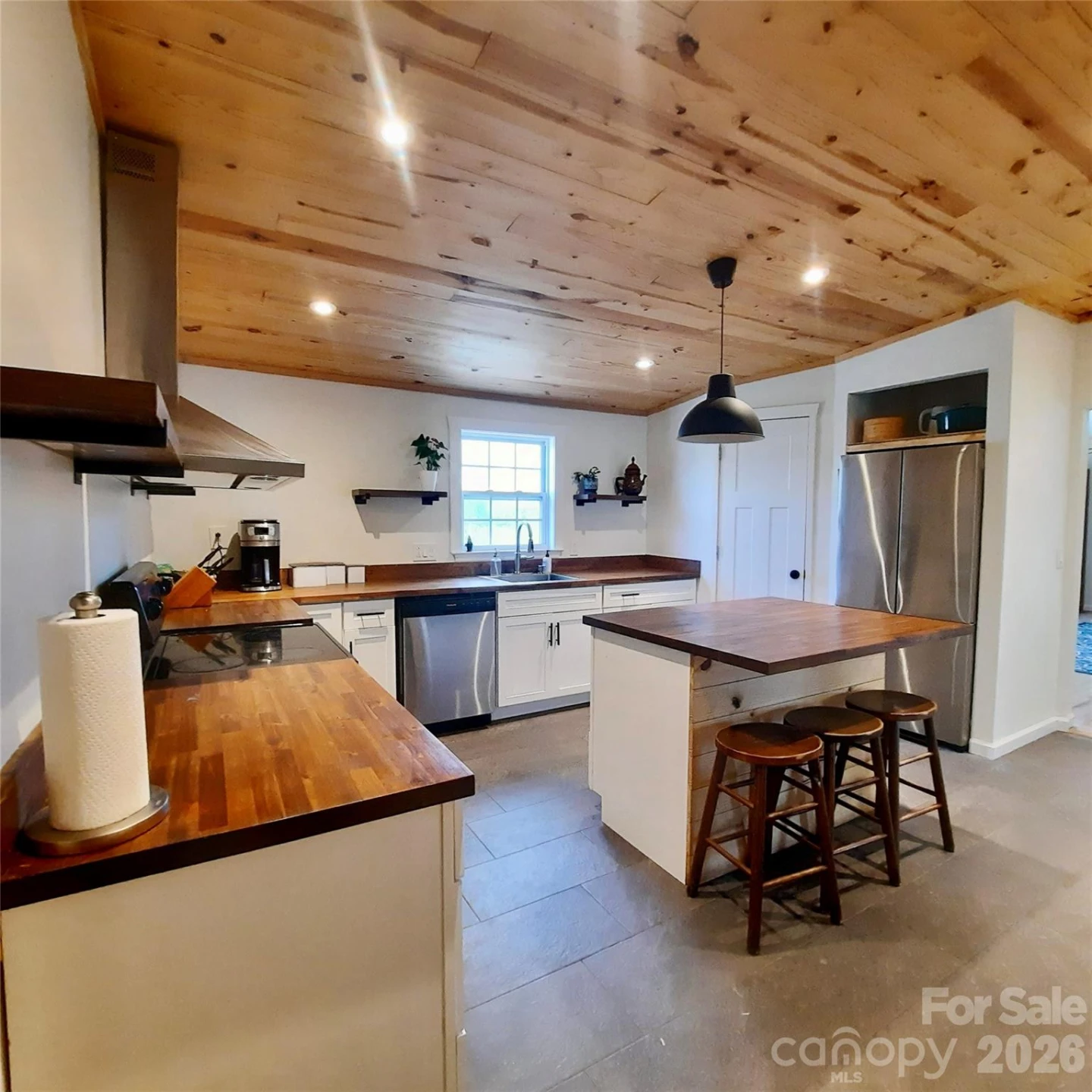 119 Grant Lane - Photo 2