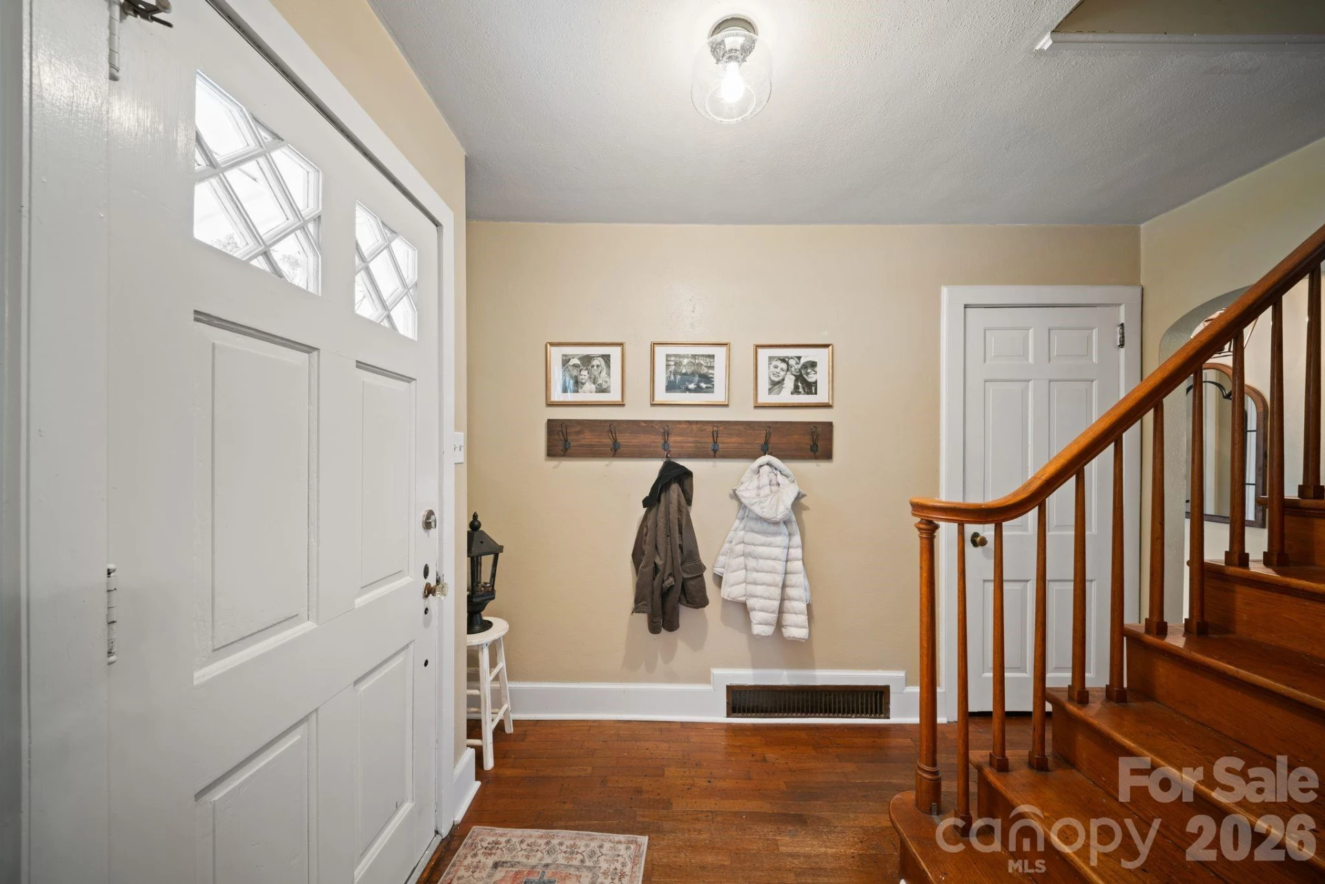 121 Johnson Street - Photo 6
