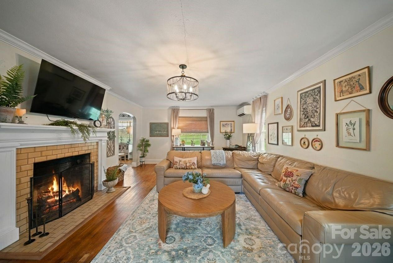 121 Johnson Street - Photo 8