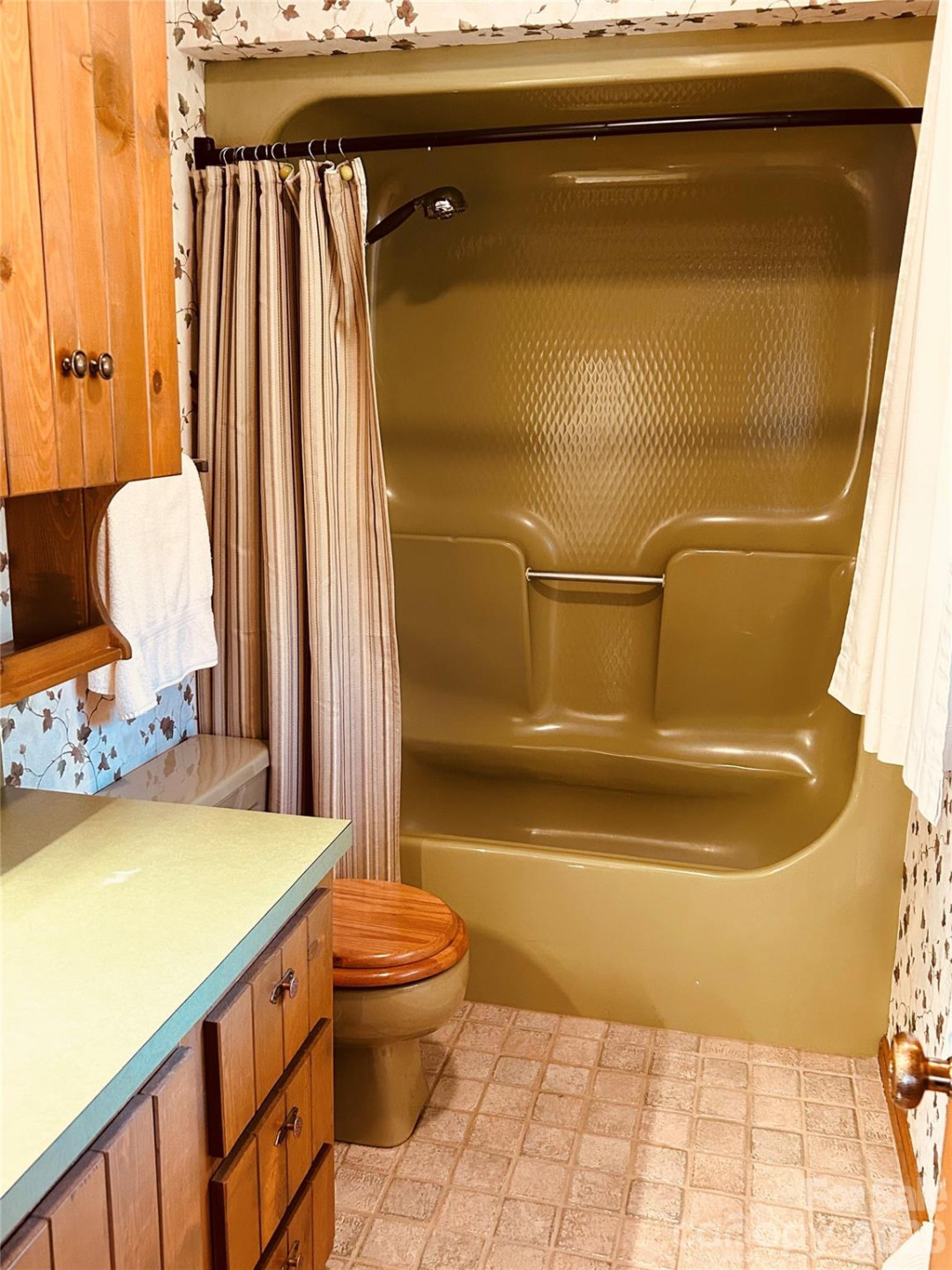 2305 Airport Road - Photo 26