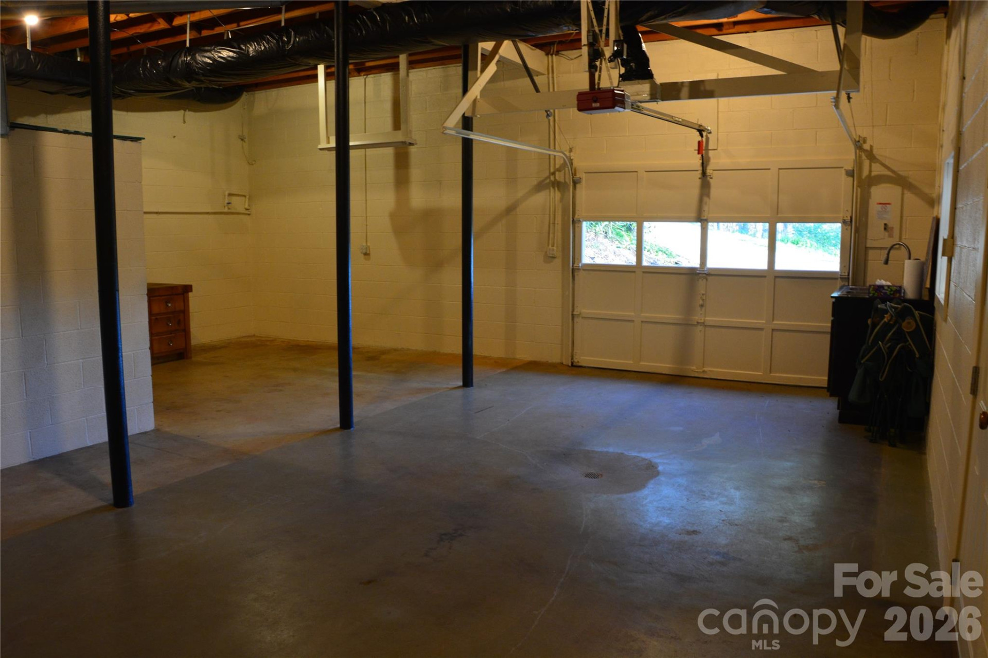 2305 Airport Road - Photo 32