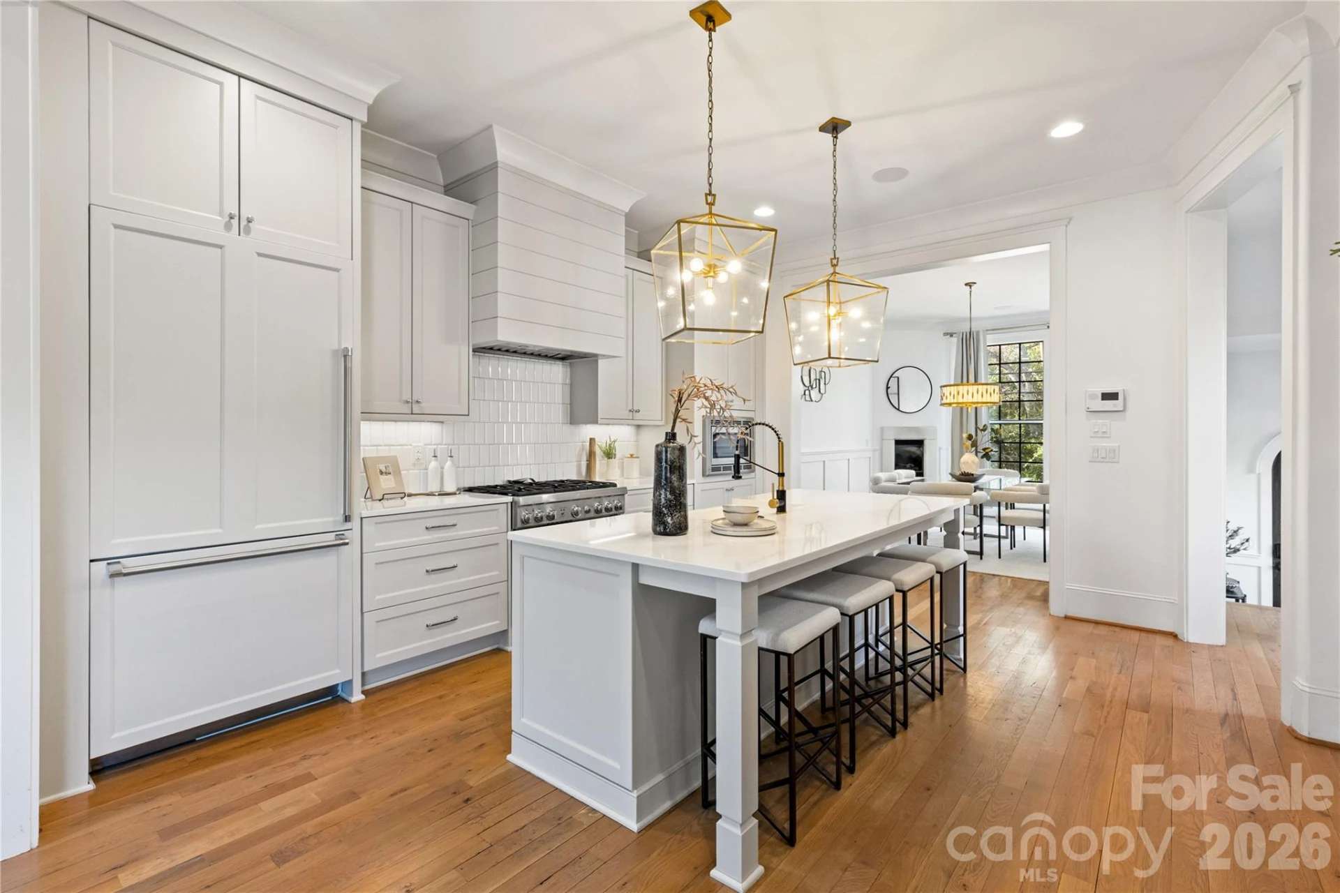 818 Ideal Way - Photo 3