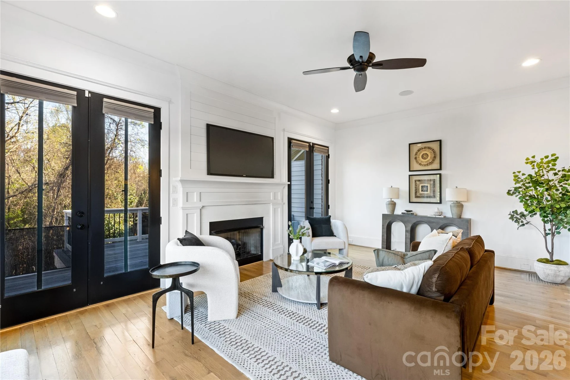 818 Ideal Way - Photo 7
