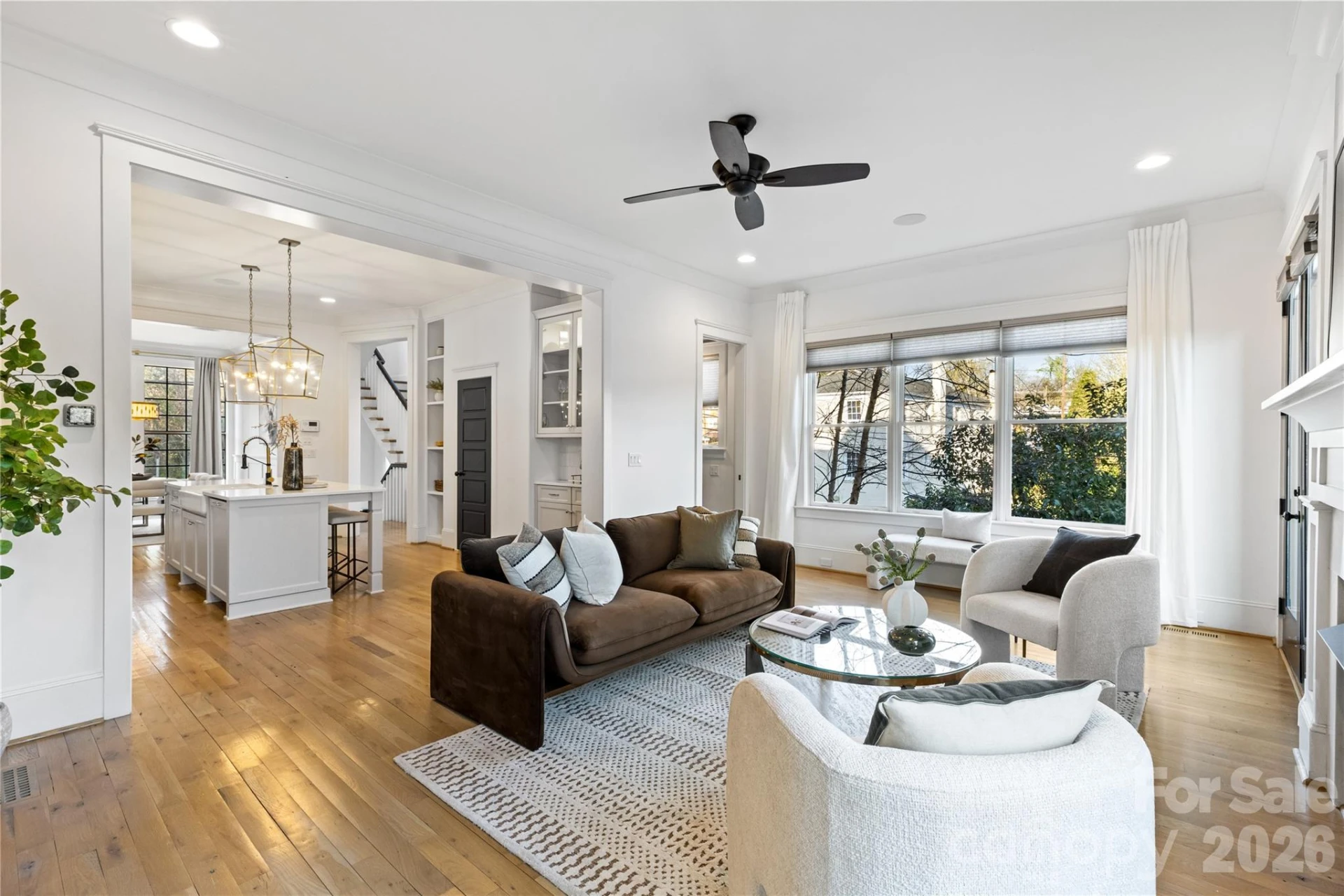 818 Ideal Way - Photo 8
