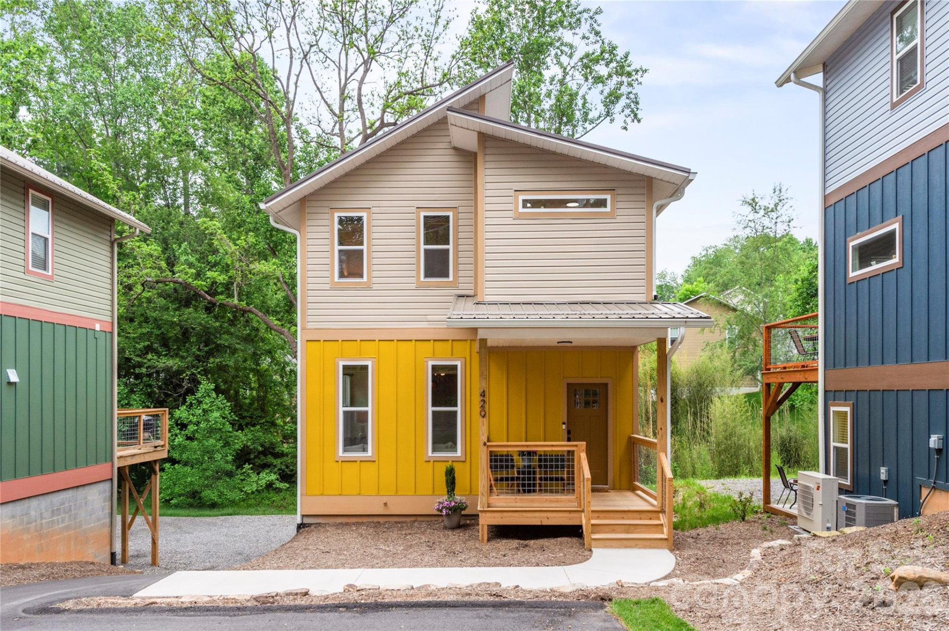 420 London Road - Photo 2