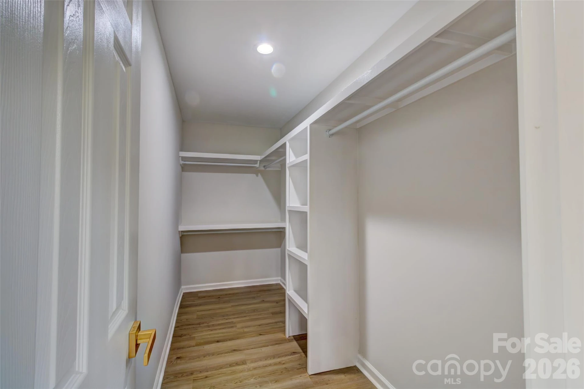 902 Mountain Street - Photo 19