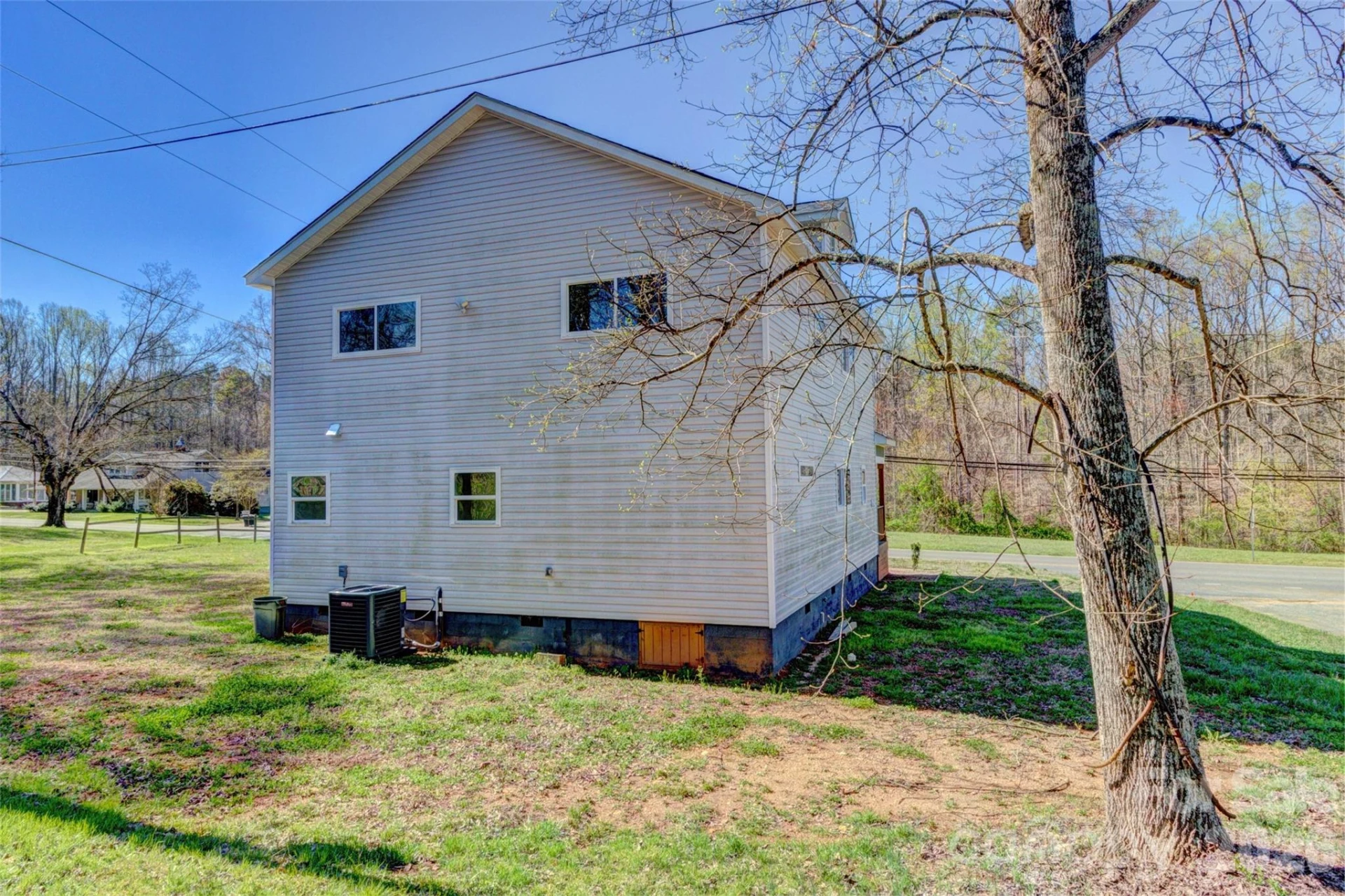 902 Mountain Street - Photo 24