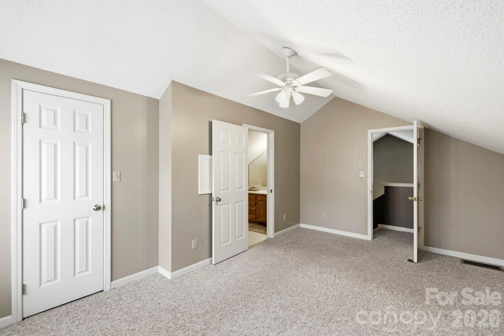 1489 Round Mountain Road - Photo 22