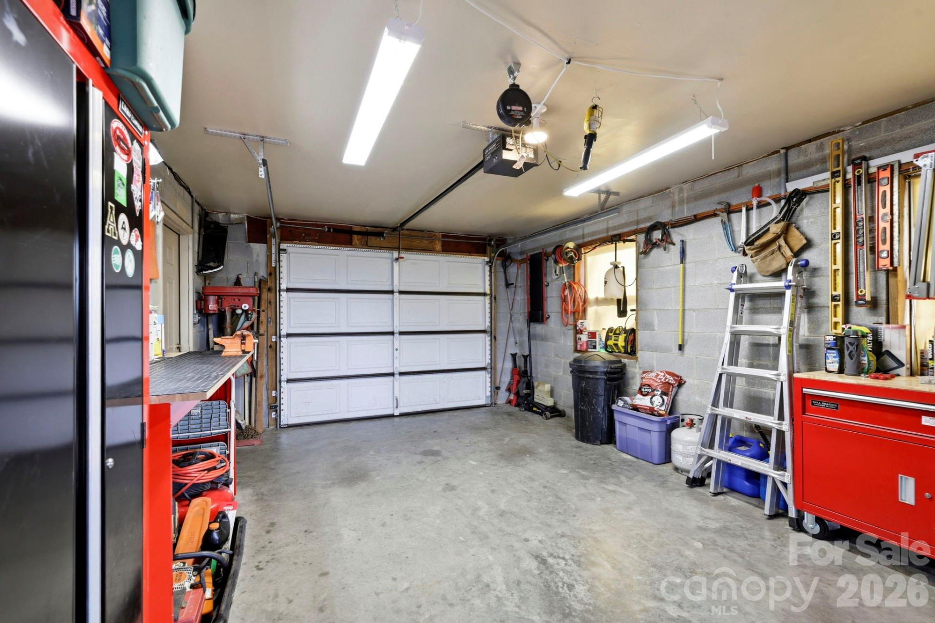 1489 Round Mountain Road - Photo 31