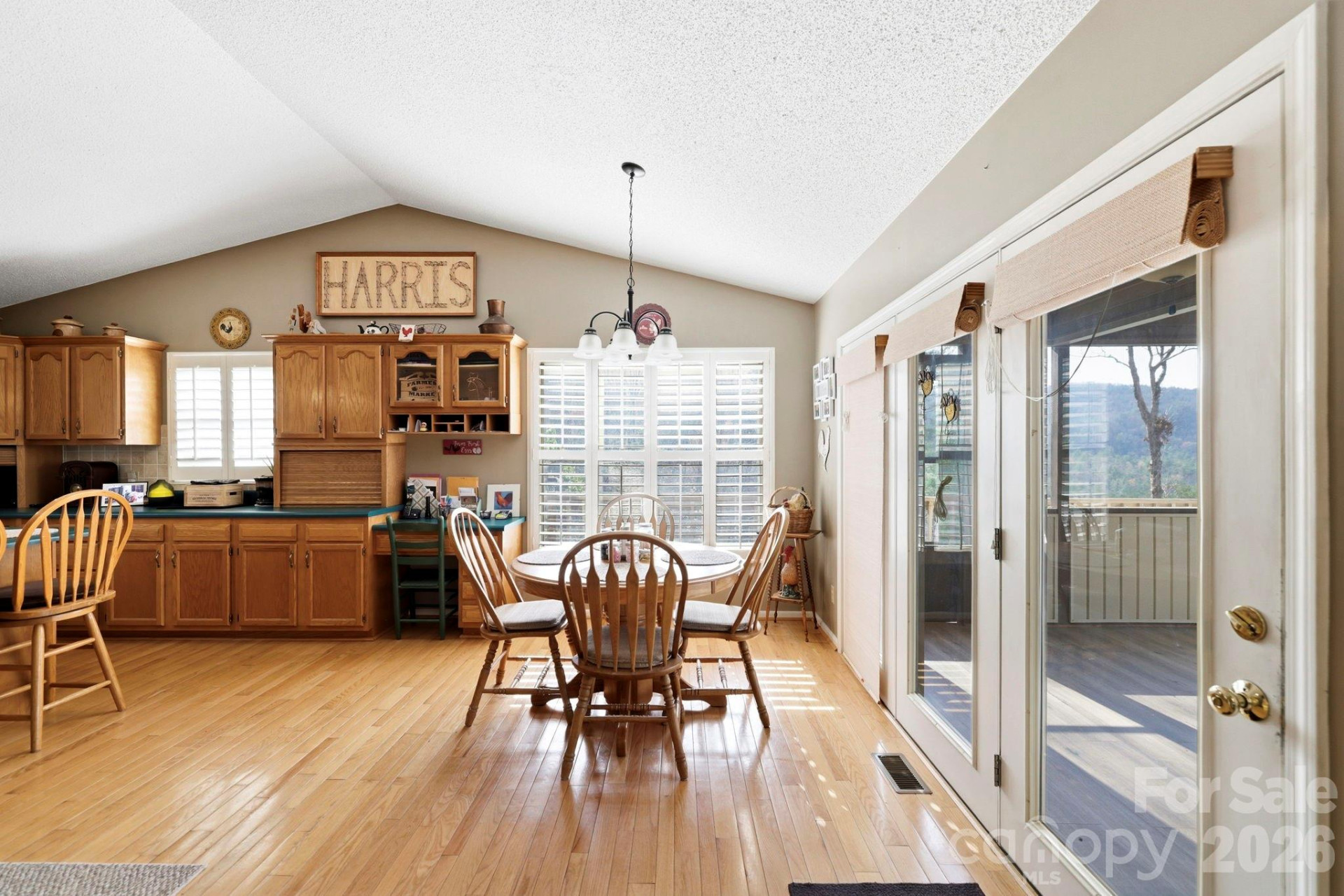 1489 Round Mountain Road - Photo 9