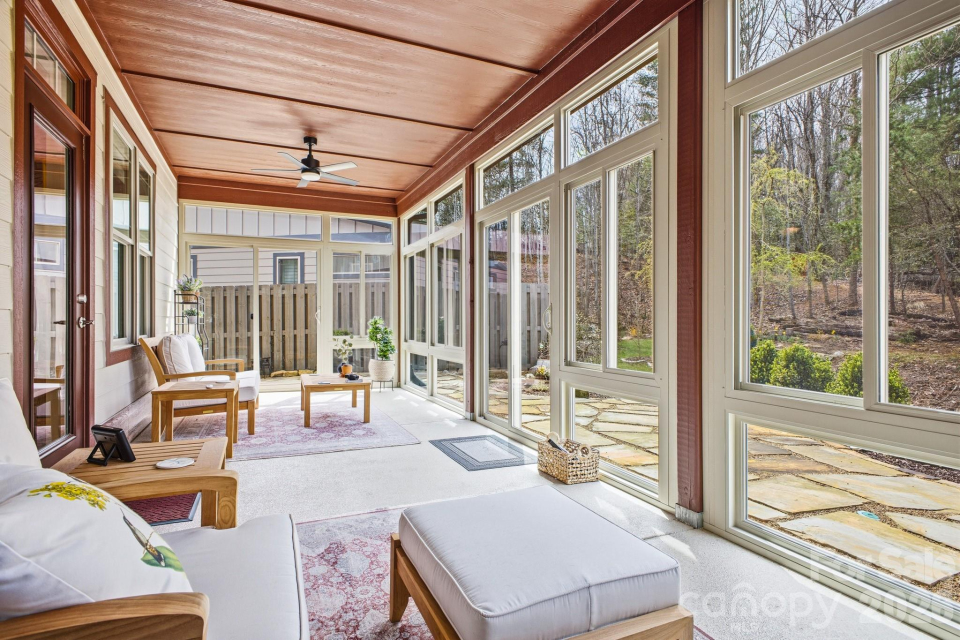 2 Lifestyle Court - Photo 18