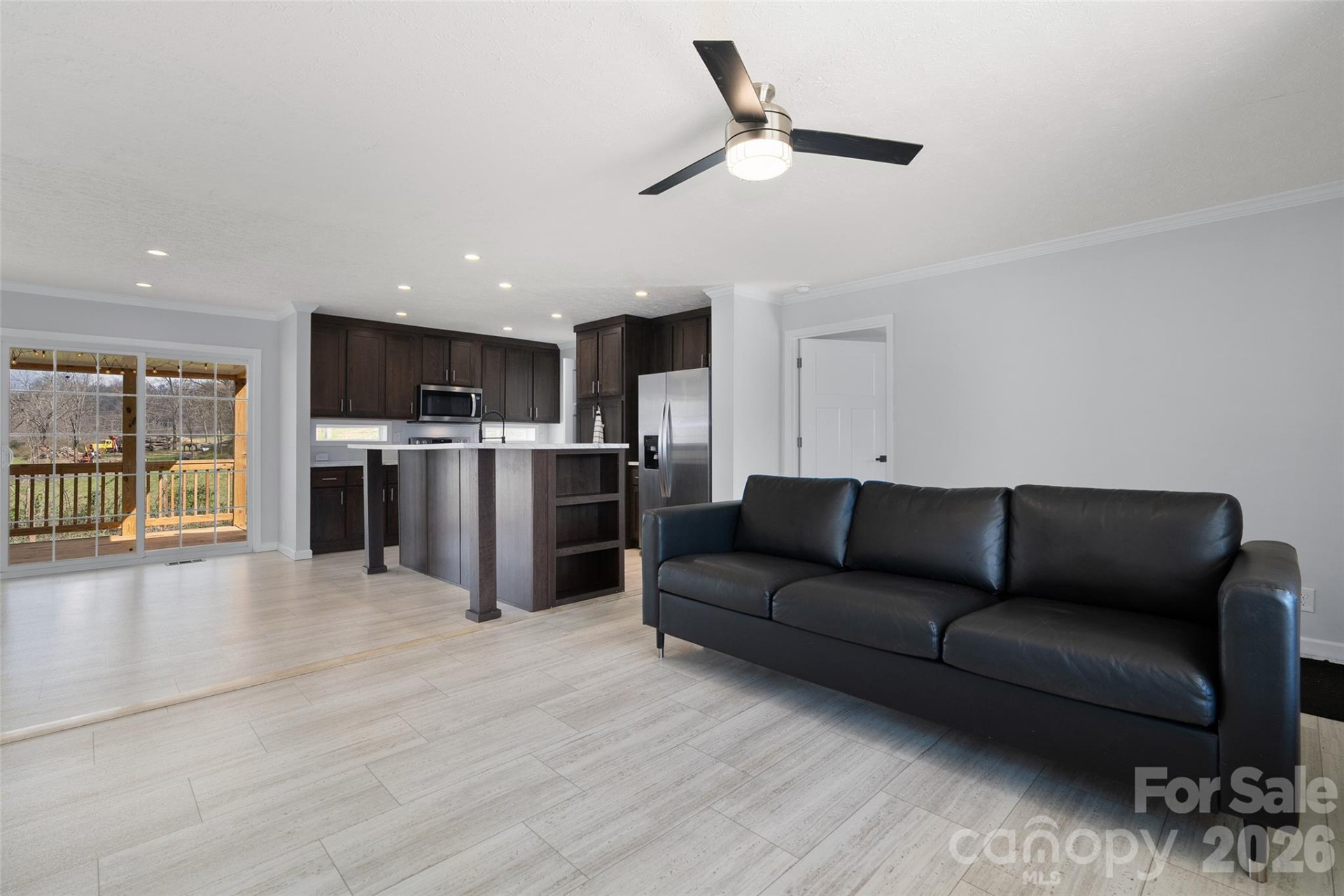 105 Stormy Way - Photo 4