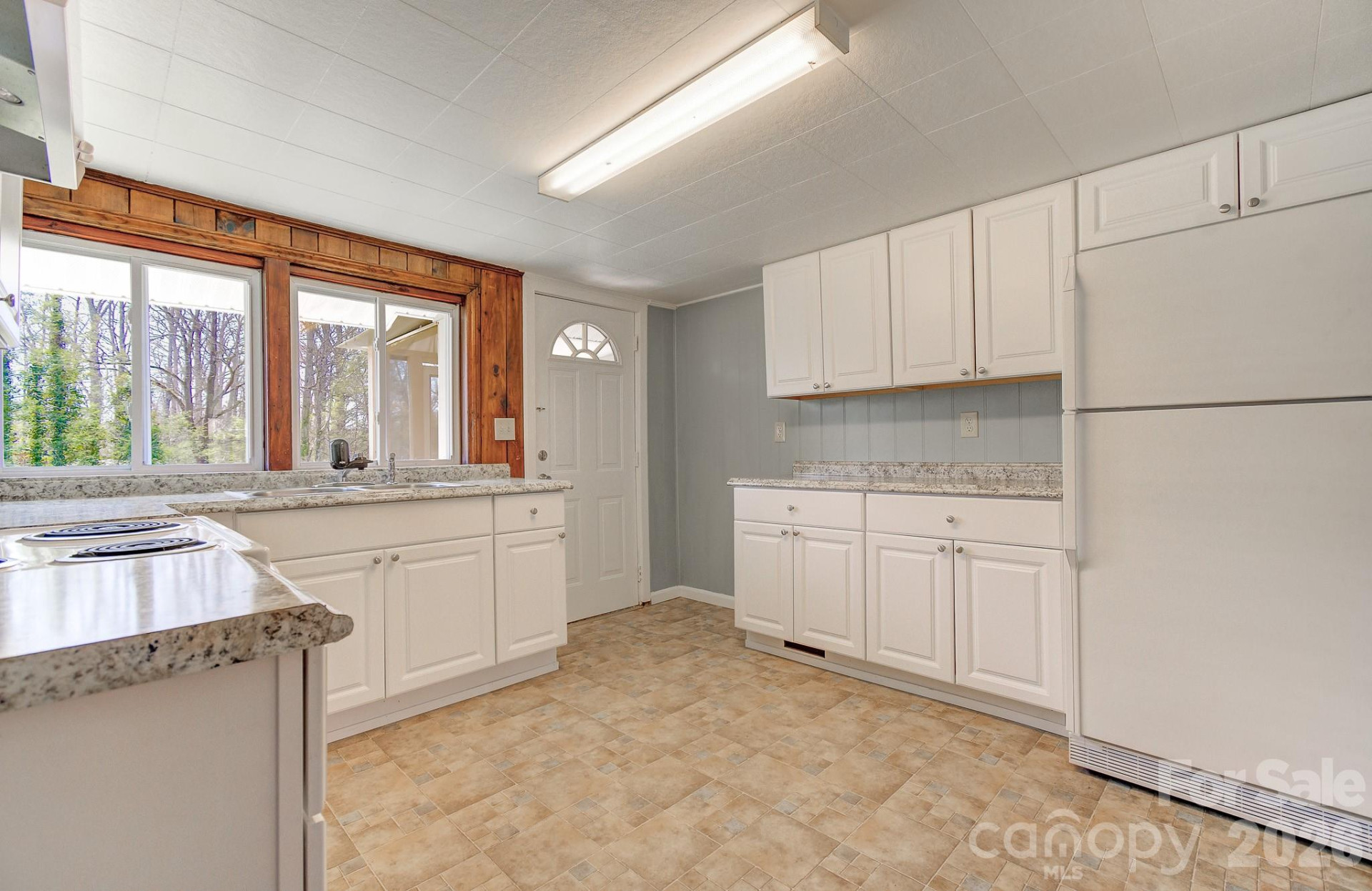 438 Loop Road - Photo 18