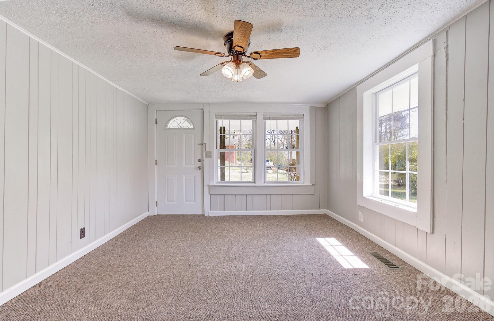 438 Loop Road - Photo 3