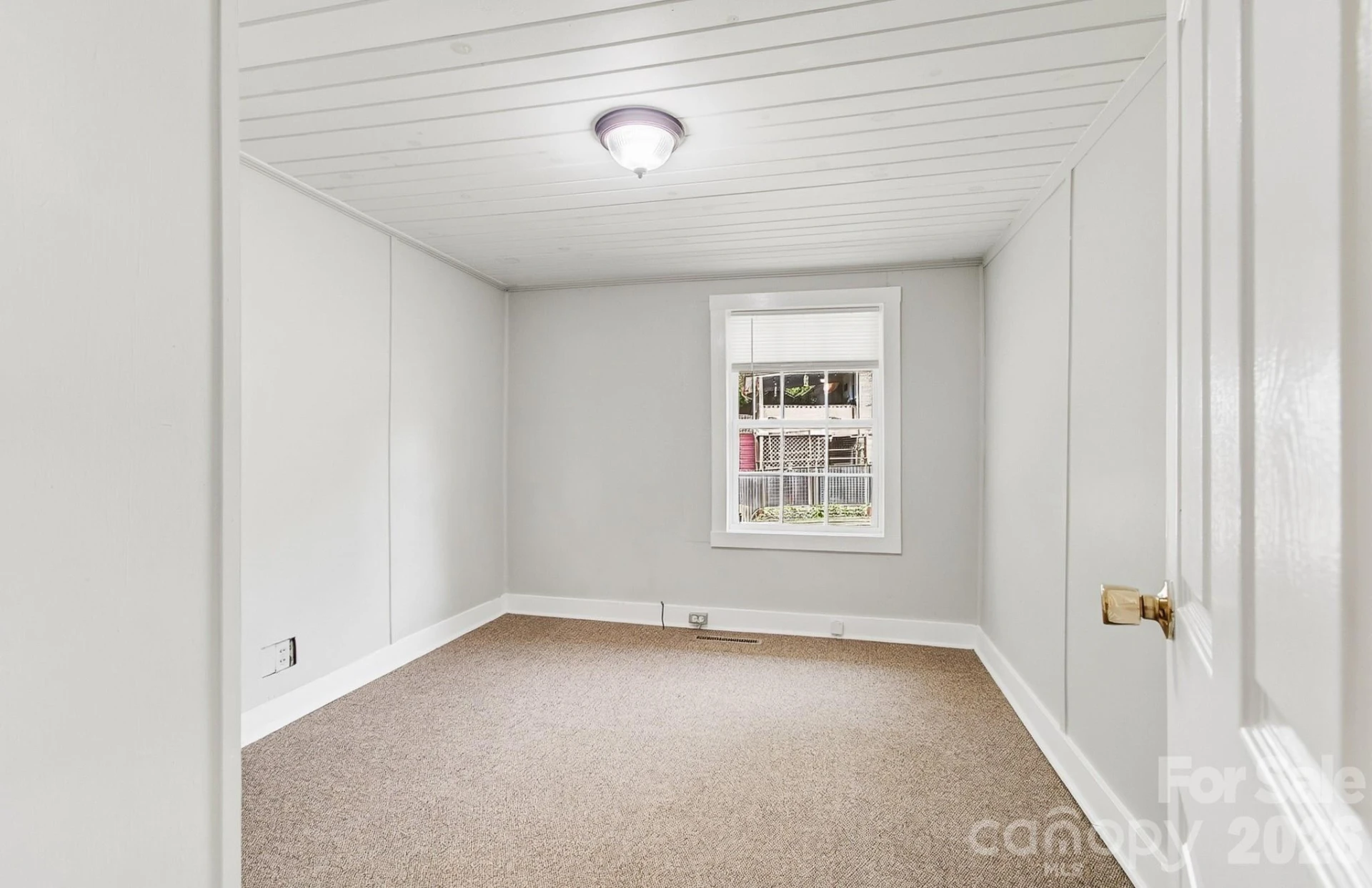 438 Loop Road - Photo 10