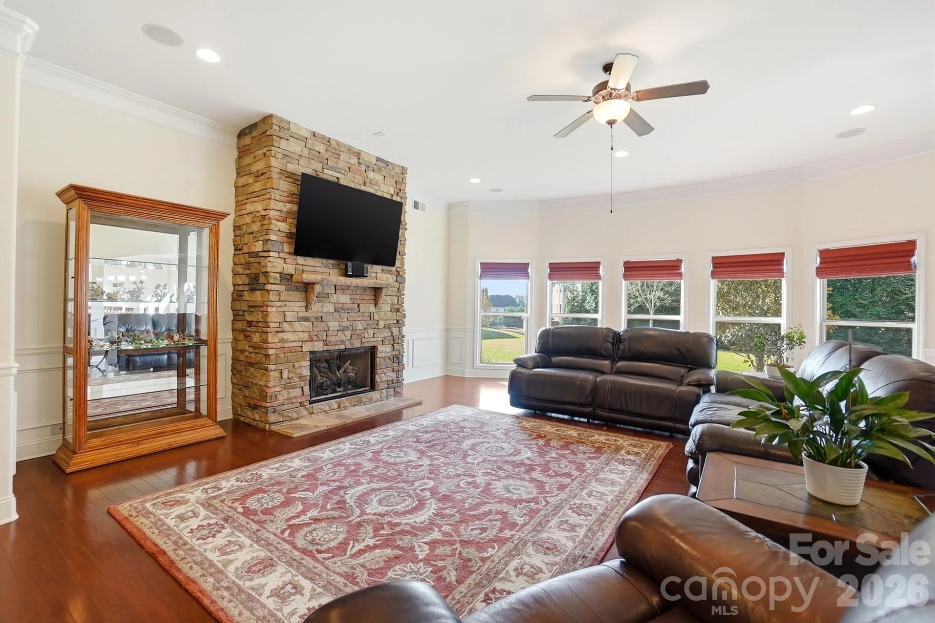 5509 Holly Hills Drive - Photo 6