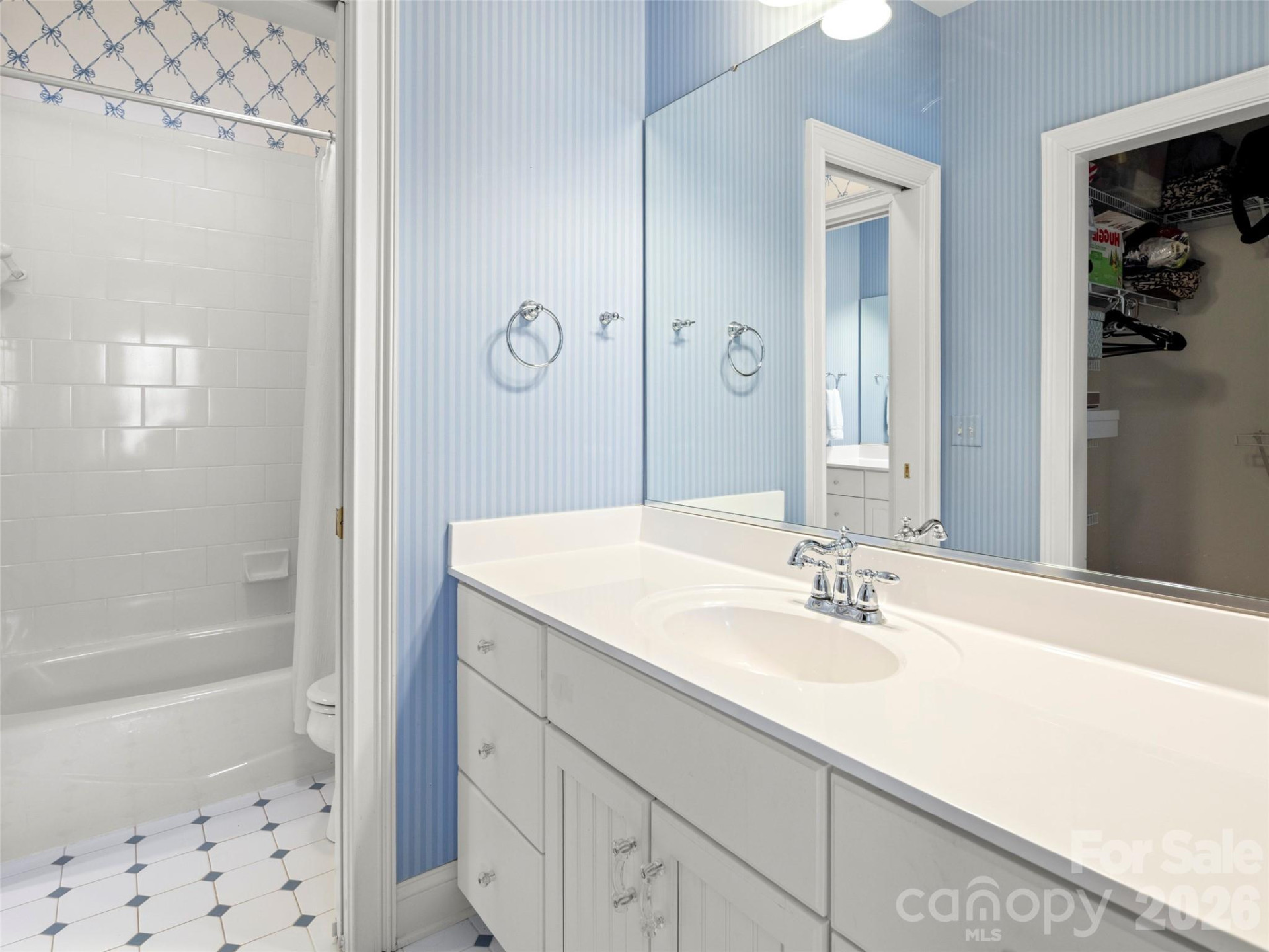 604 Holt Lane - Photo 35