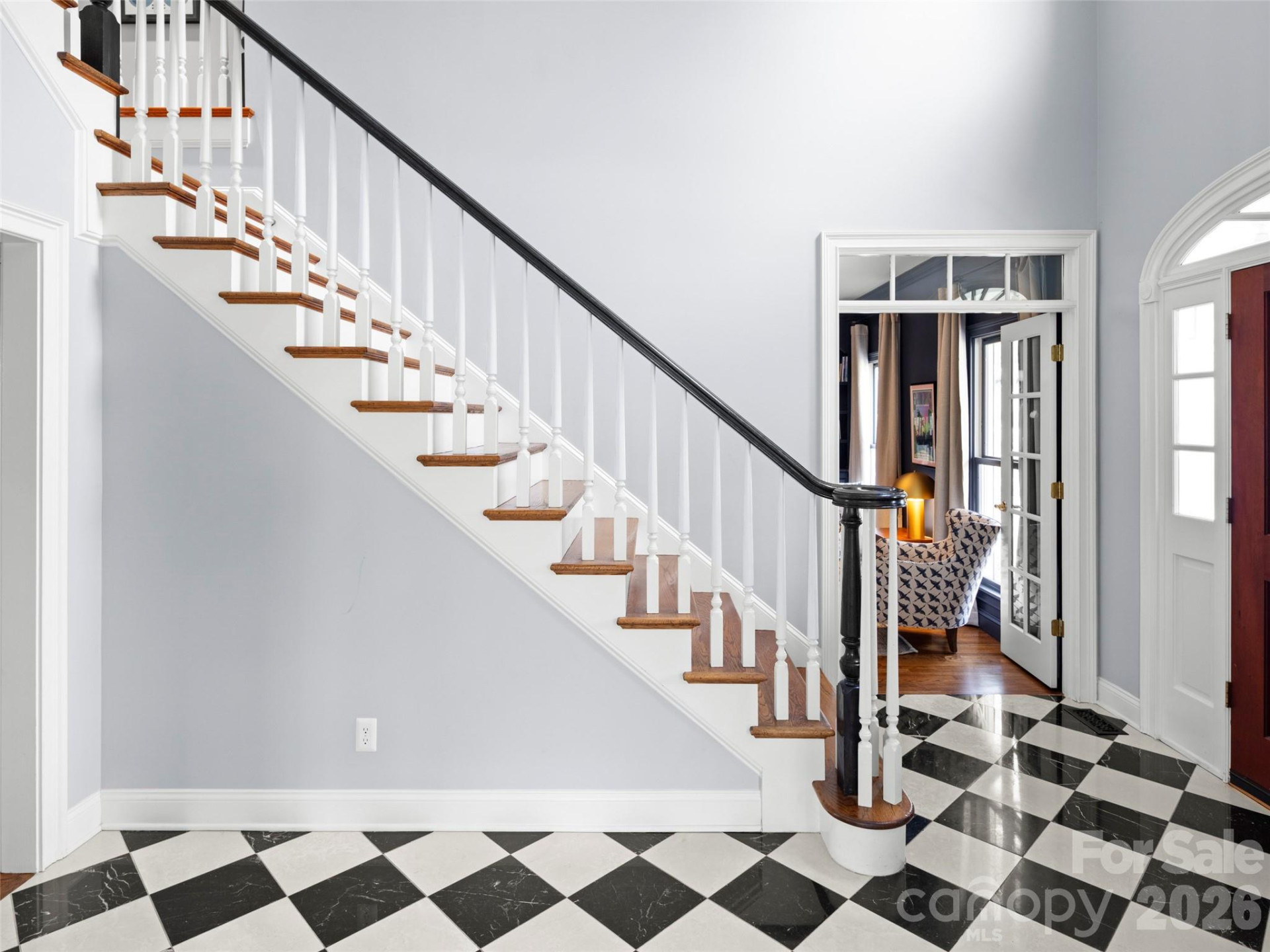 604 Holt Lane - Photo 5