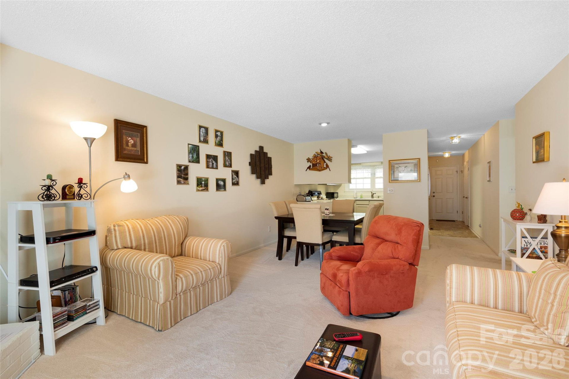 116 Lakeview Court - Photo 11