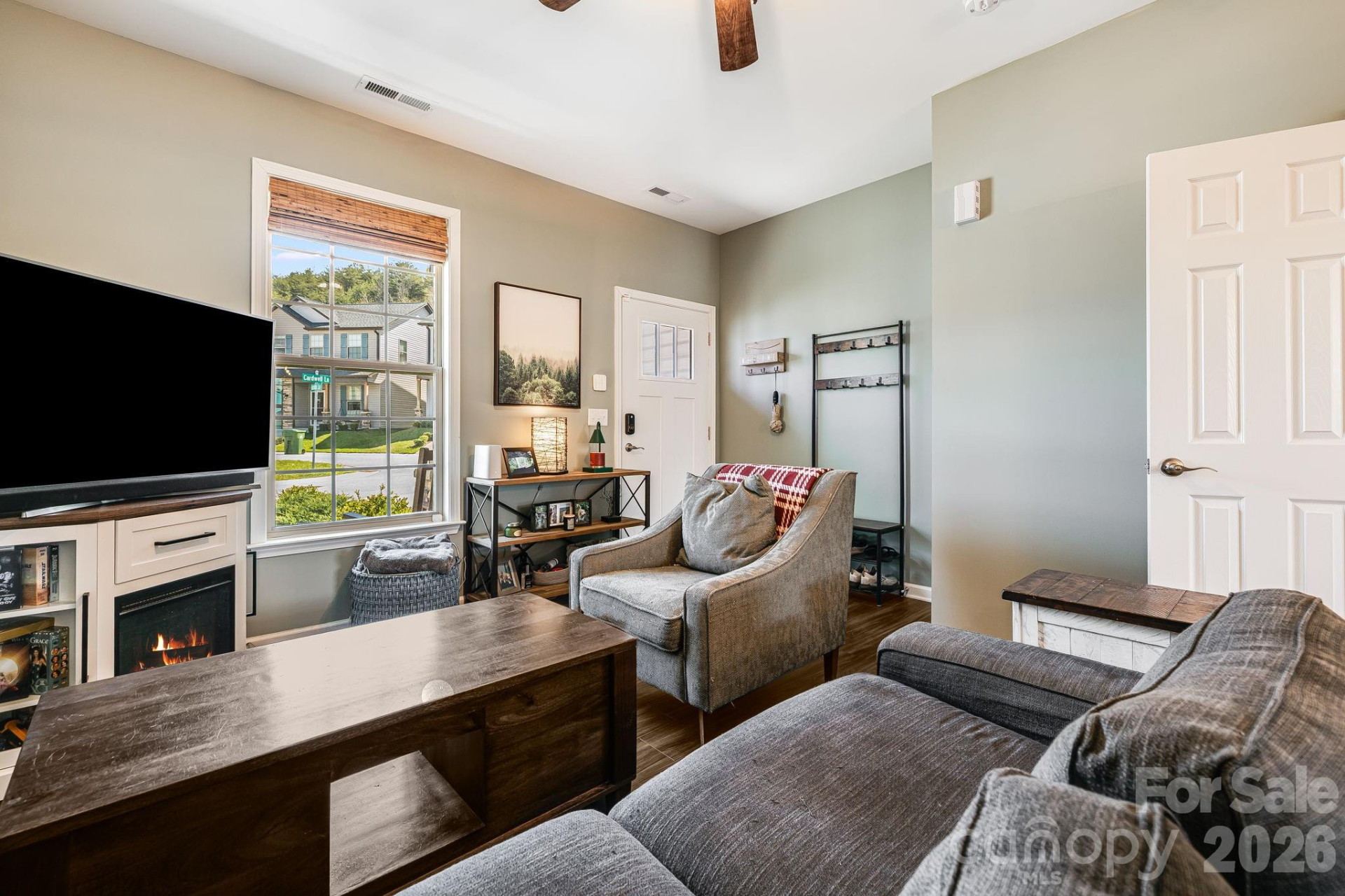 486 Cardwell Lane - Photo 2