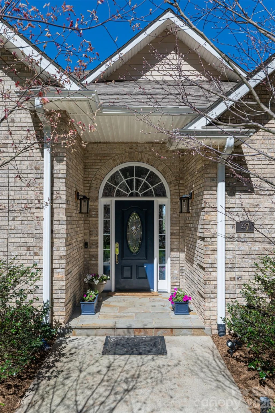 47 Timberwood Drive - Photo 2