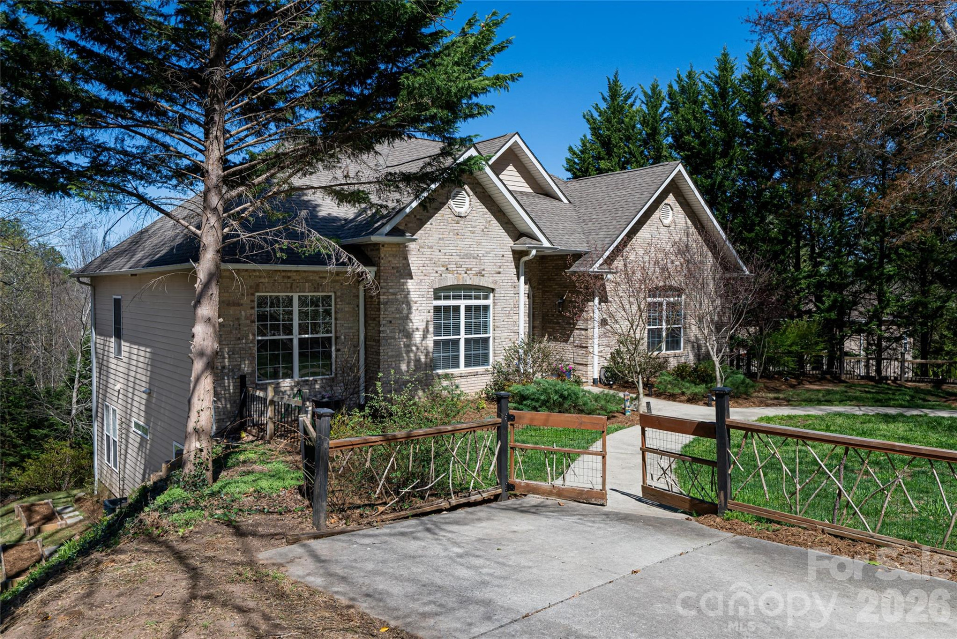 47 Timberwood Drive - Photo 3