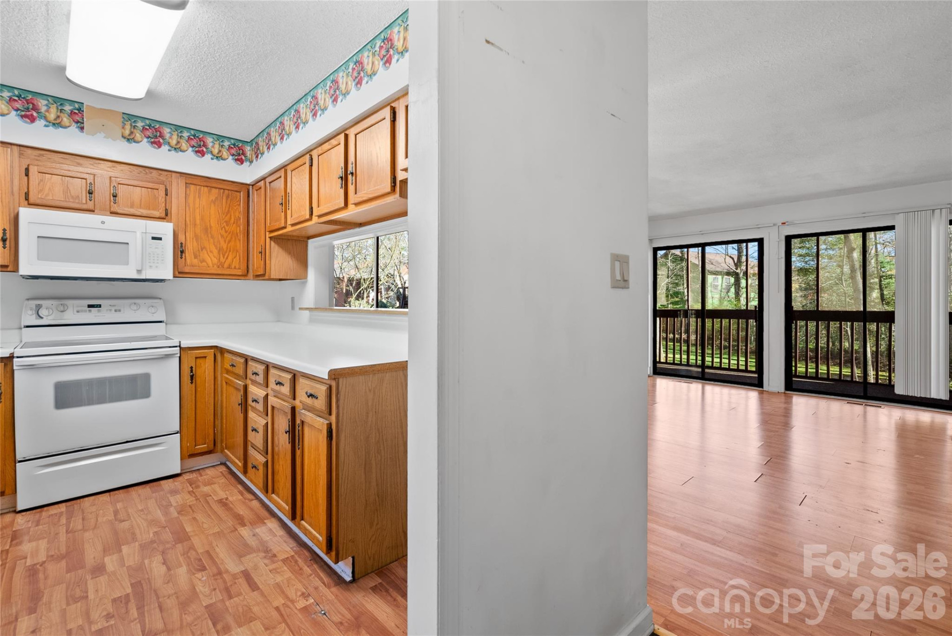 103 Cedar Forest Trail - Photo 11