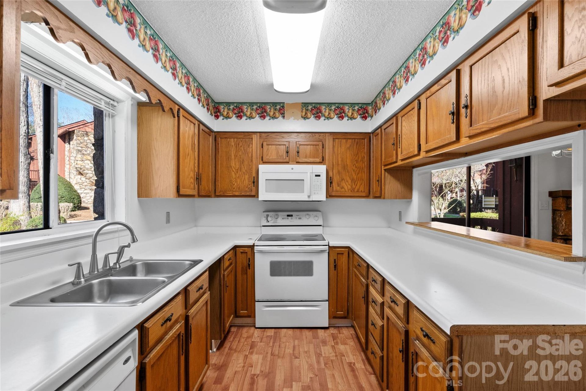 103 Cedar Forest Trail - Photo 12