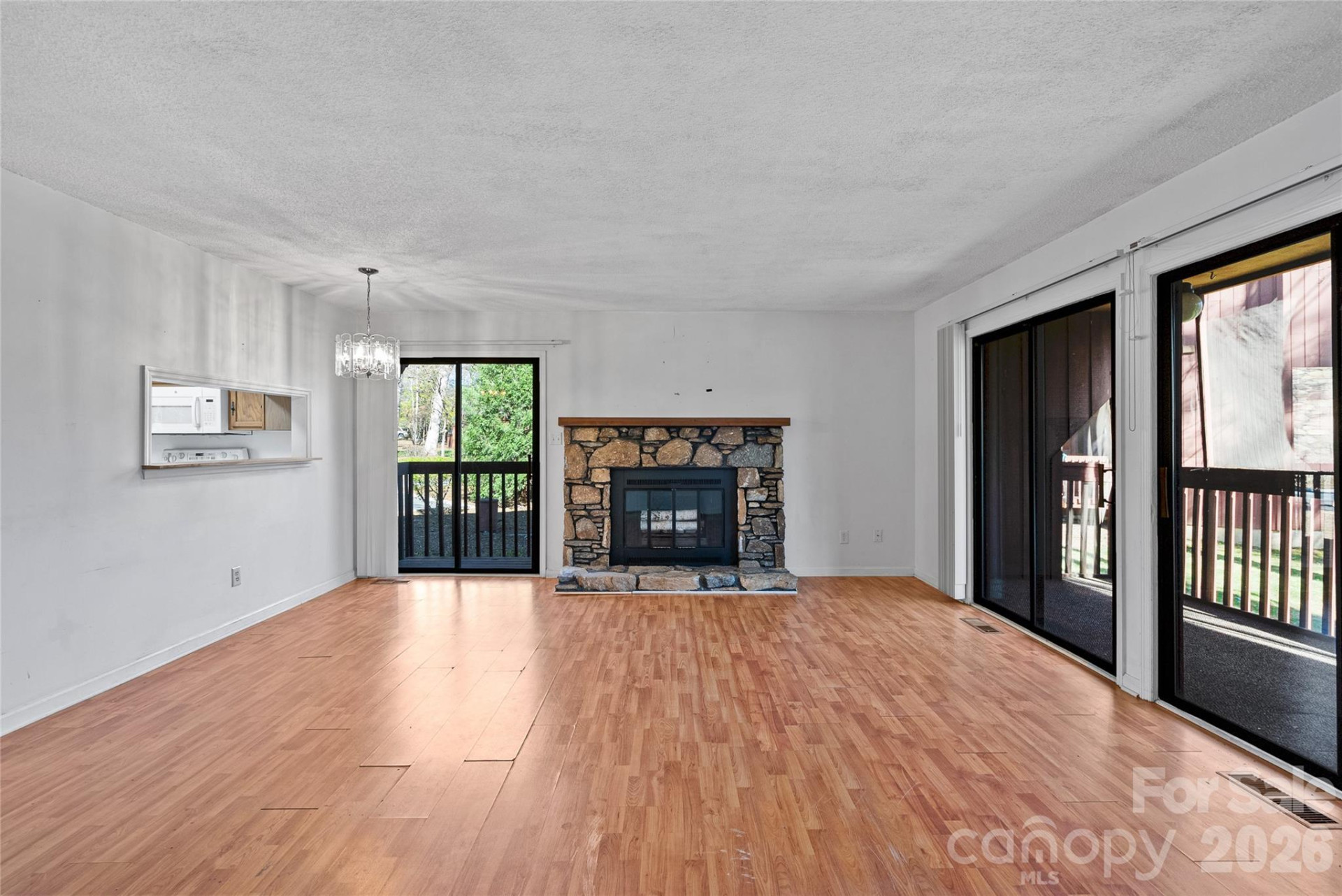 103 Cedar Forest Trail - Photo 8