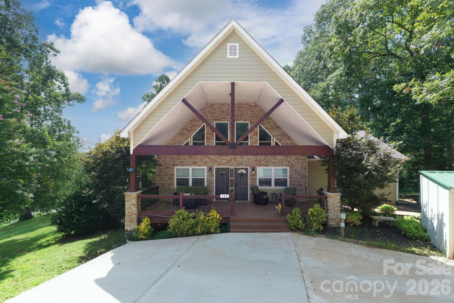 127 Deer Hill Lane - Photo 2