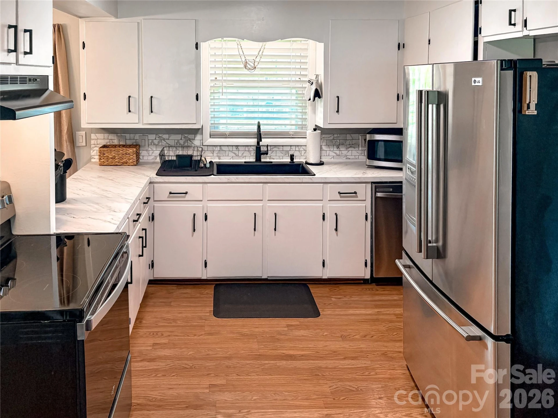 2011 Mountain Creek Road - Photo 10