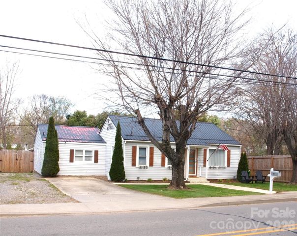 316 Hazelwood Avenue