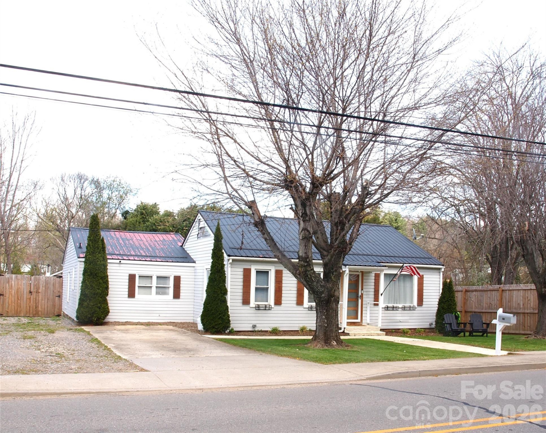 316 Hazelwood Avenue