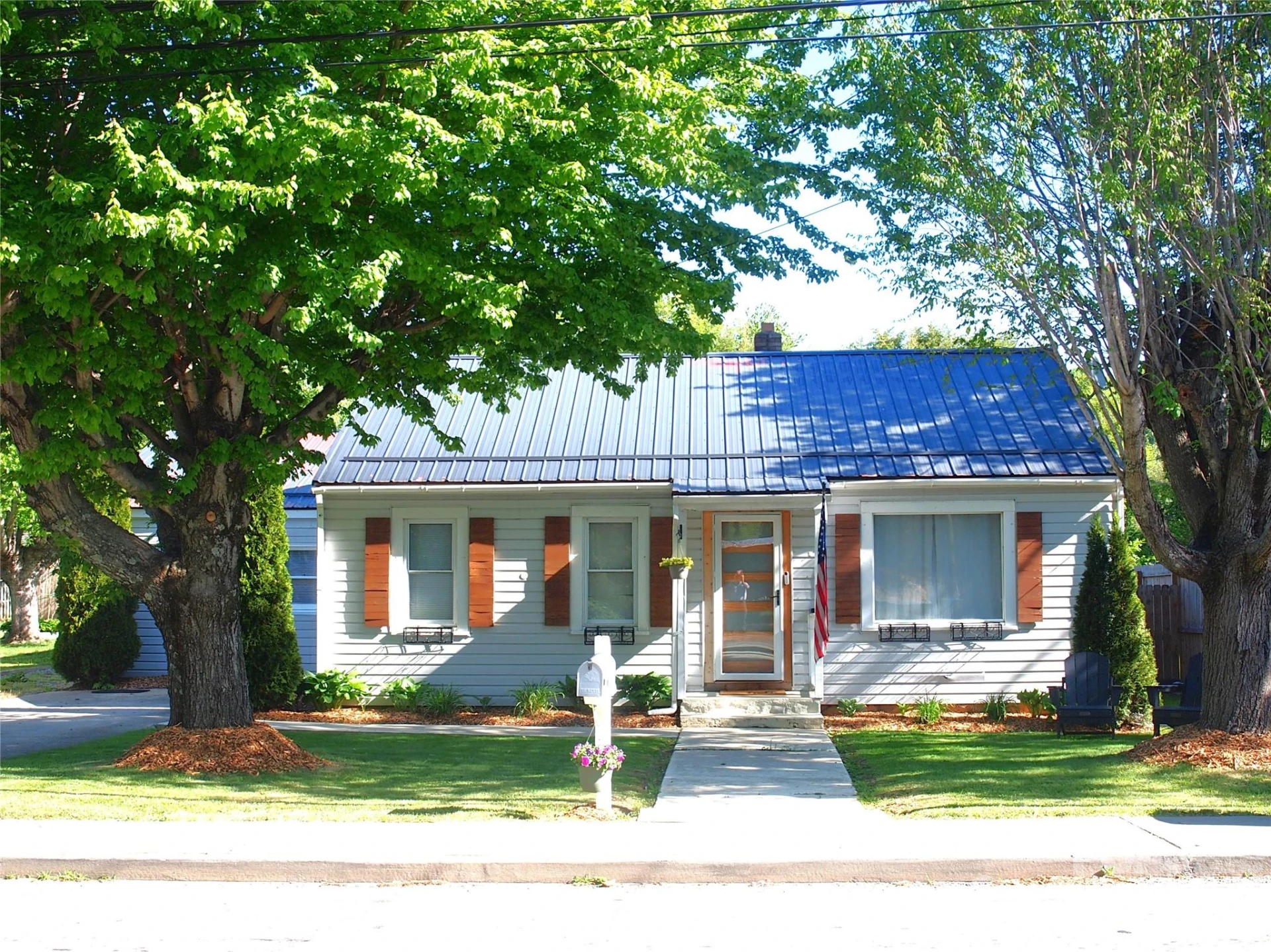 316 Hazelwood Avenue