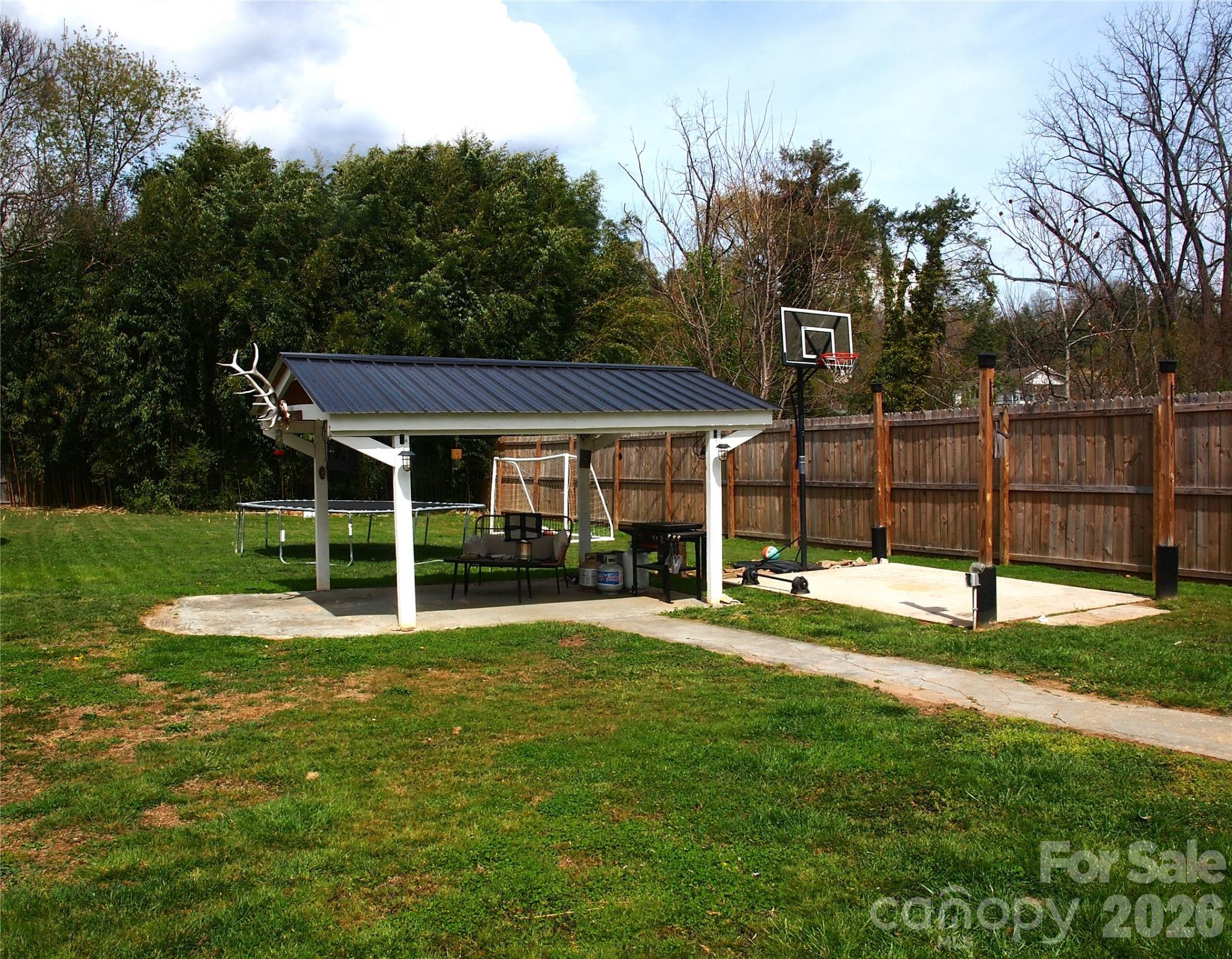 316 Hazelwood Avenue - Photo 31