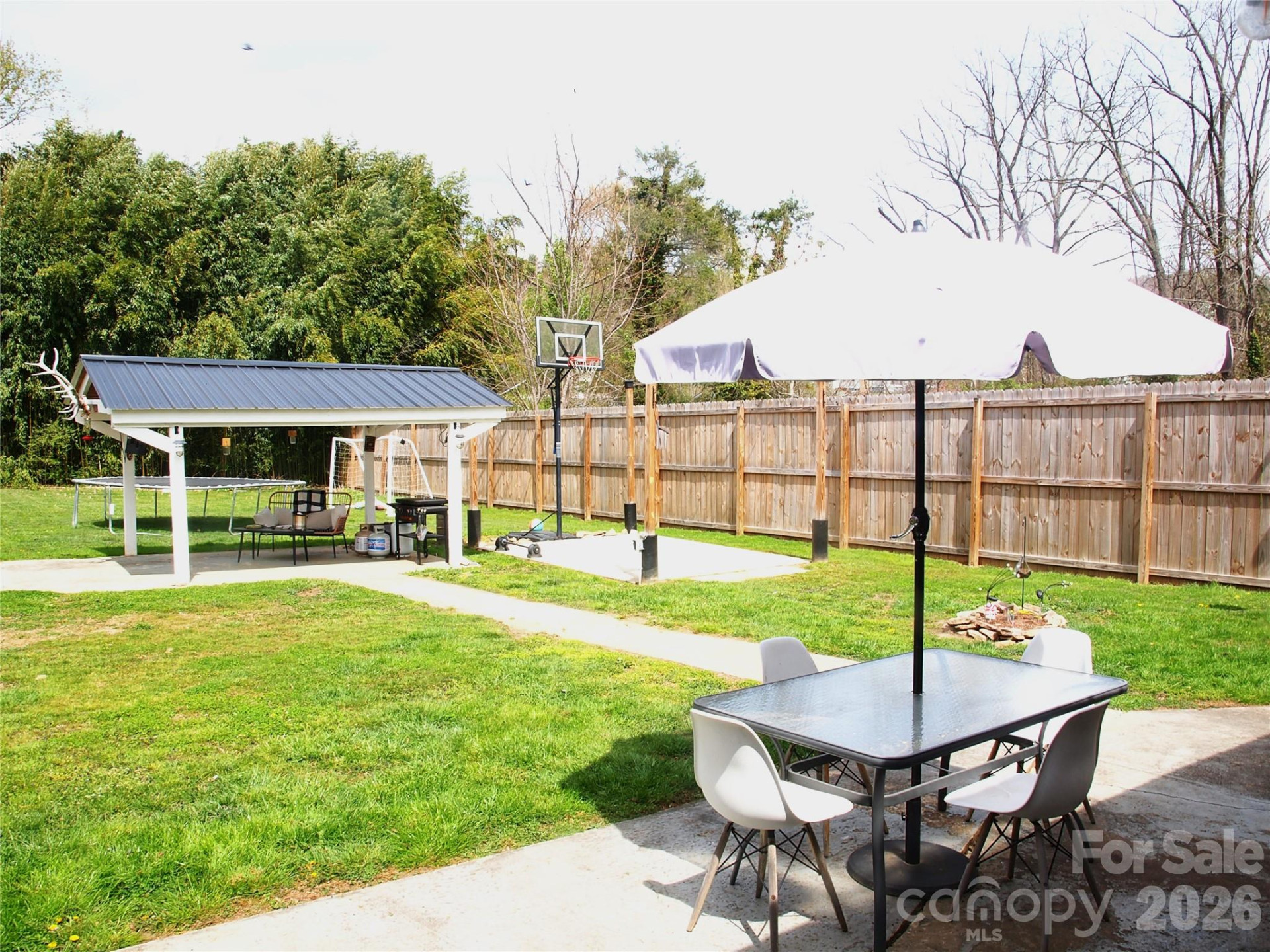 316 Hazelwood Avenue - Photo 35