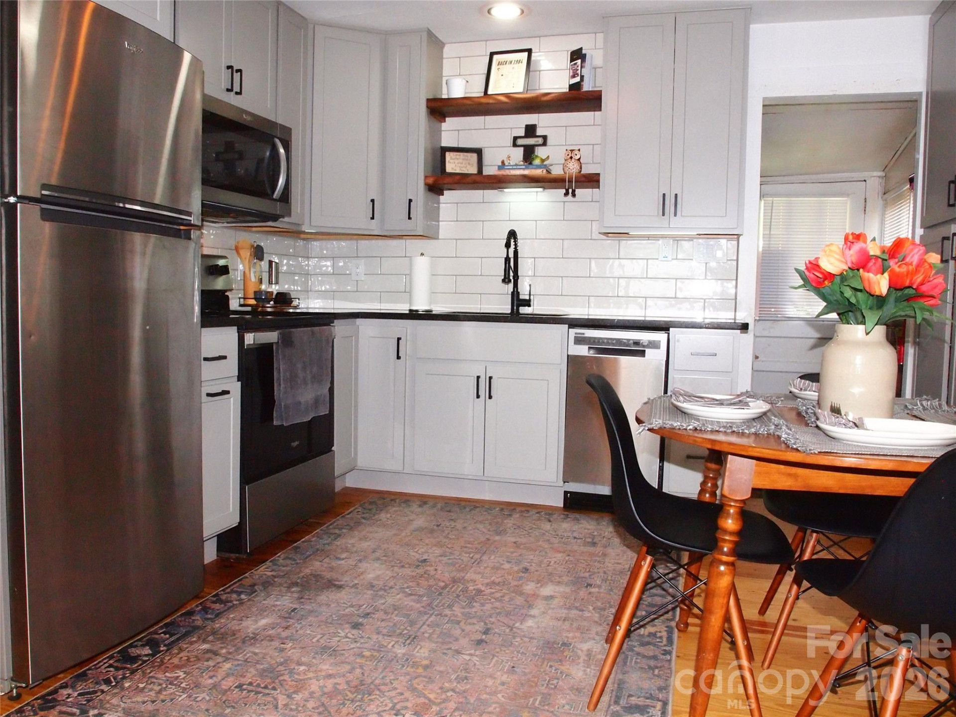 316 Hazelwood Avenue - Photo 5