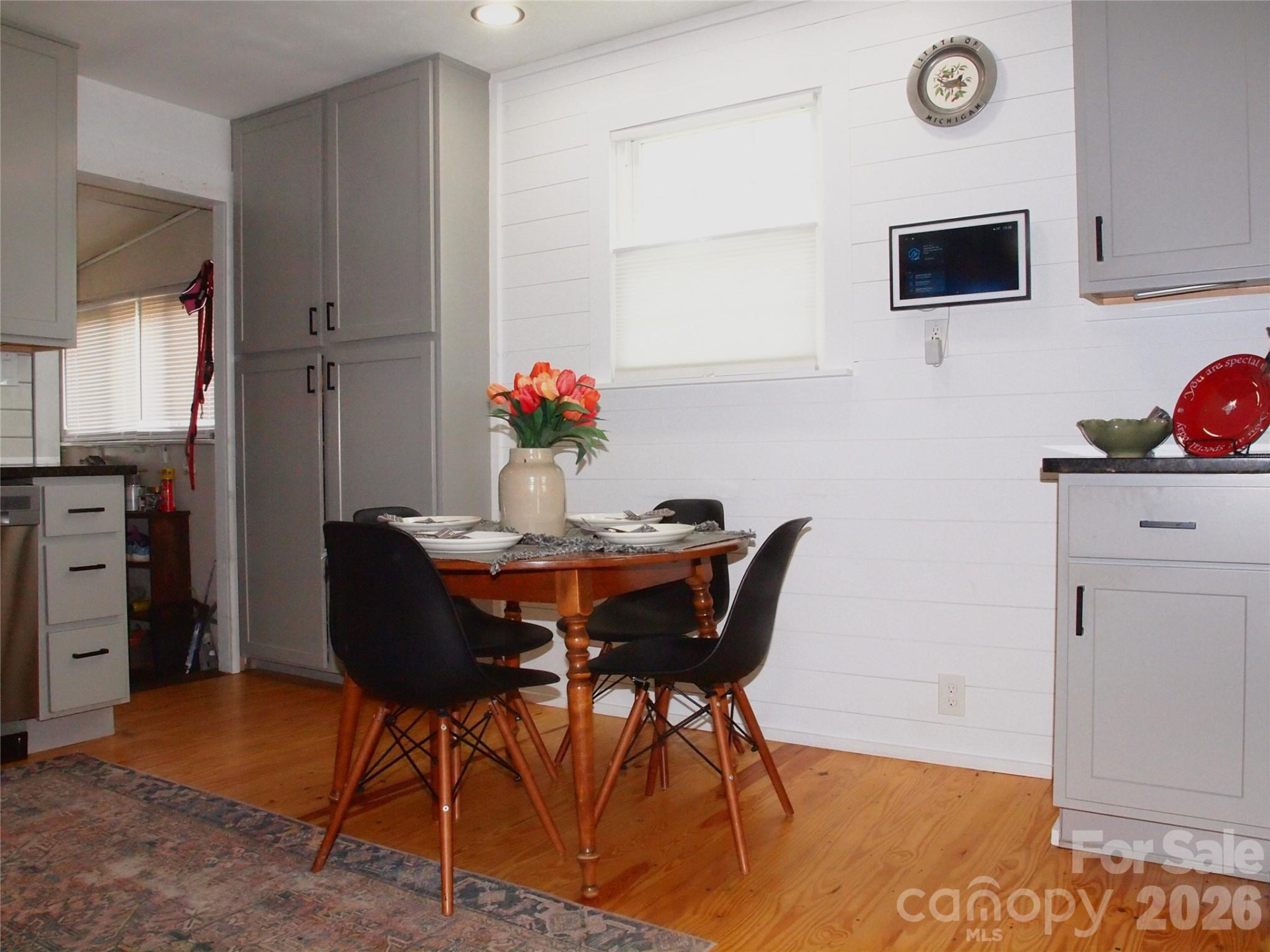 316 Hazelwood Avenue - Photo 6