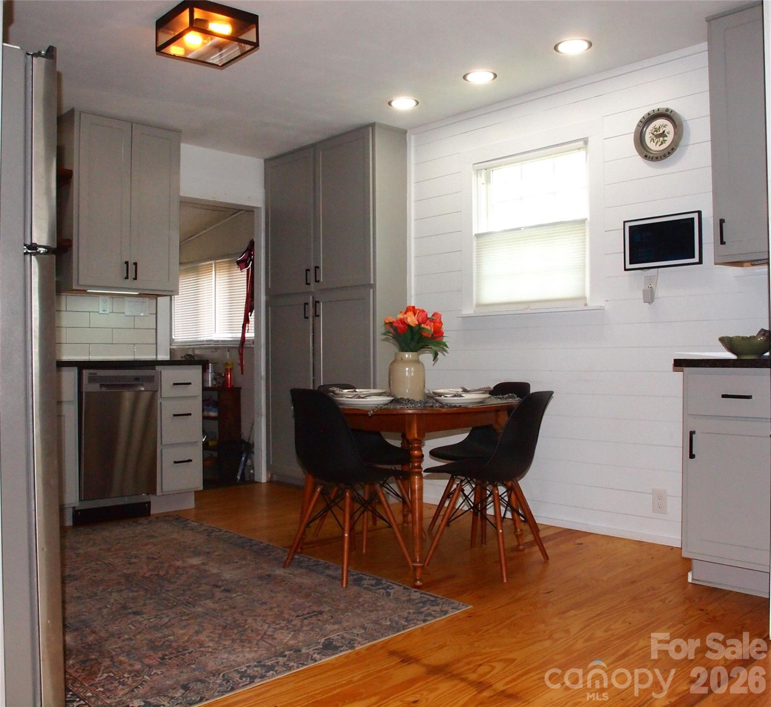 316 Hazelwood Avenue - Photo 7