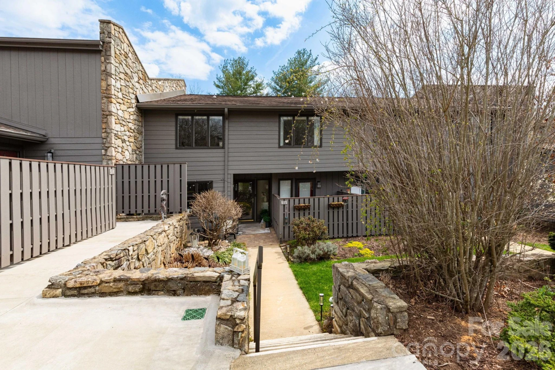 515 Crowfields Lane - Photo 3