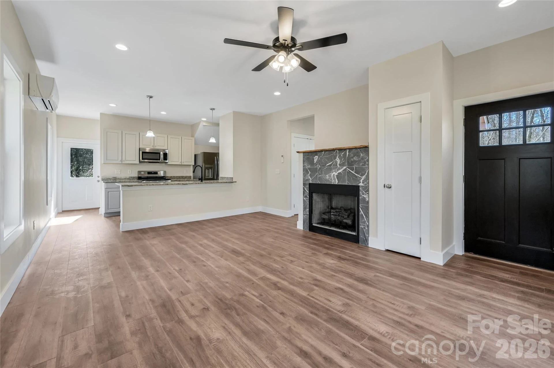 22 Ben Lippen Road #A - Photo 3