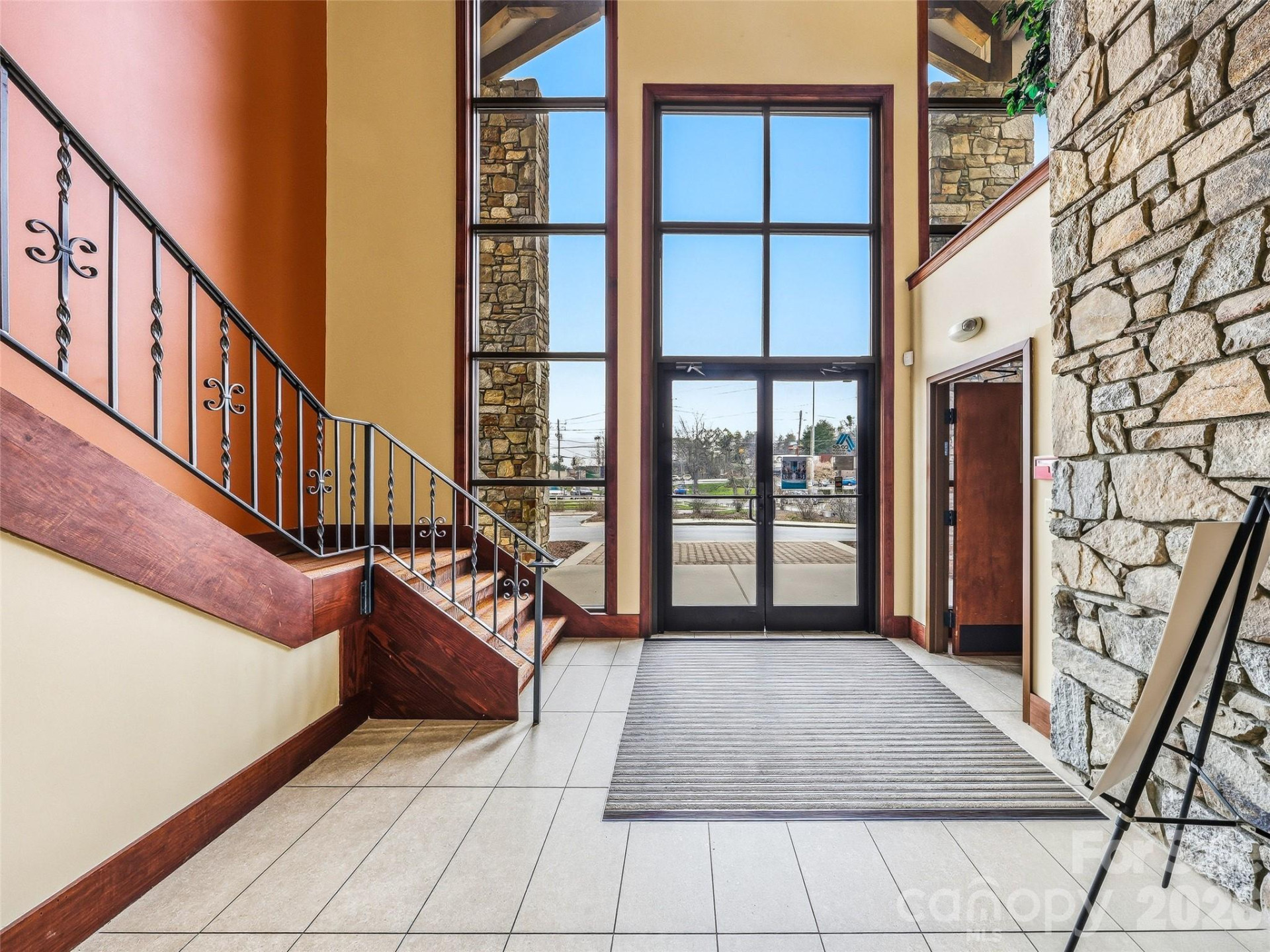 101 Jack Street - Photo 18