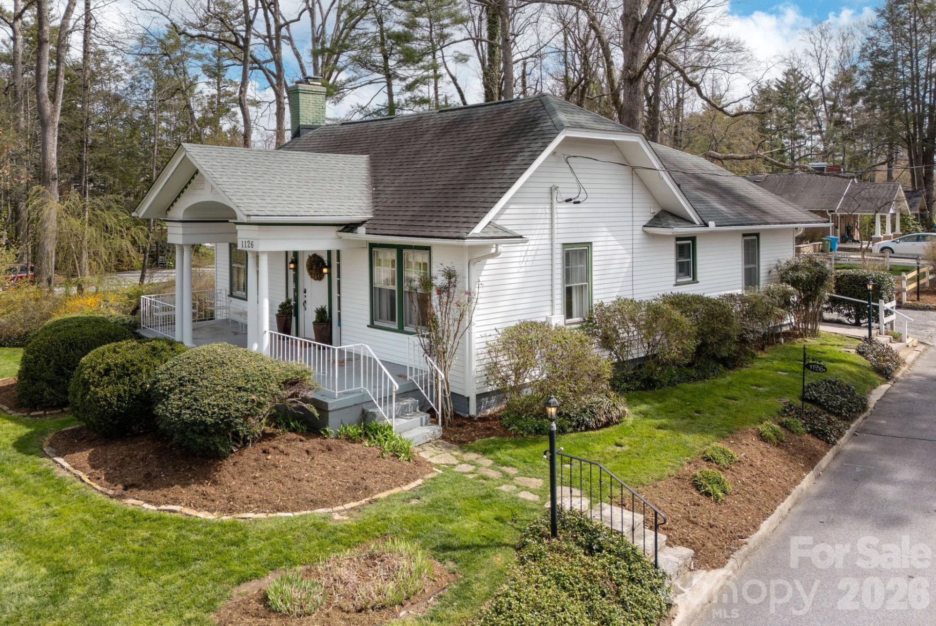 1126 4th Avenue - Photo 2