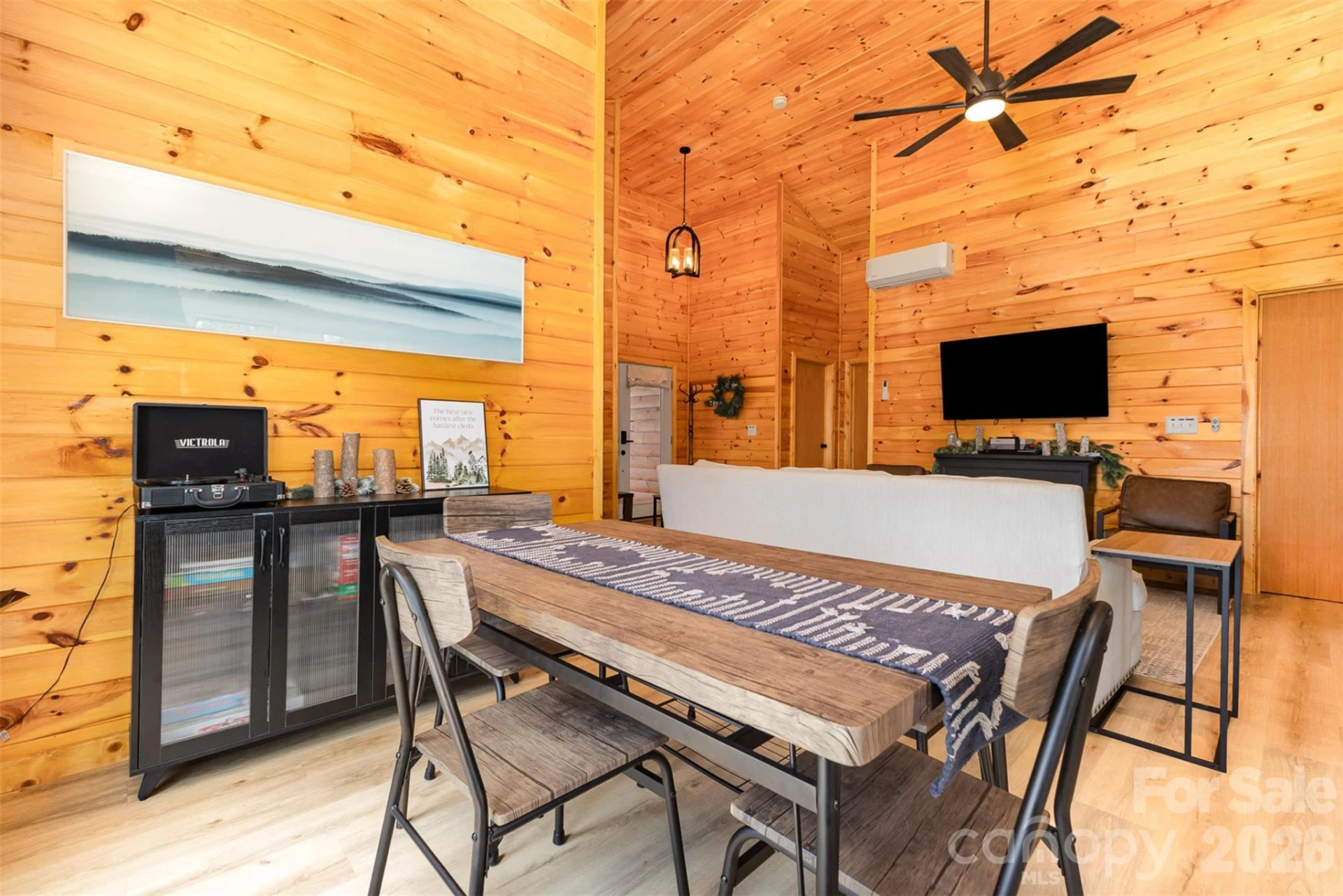 7025 Martin Lane - Photo 10