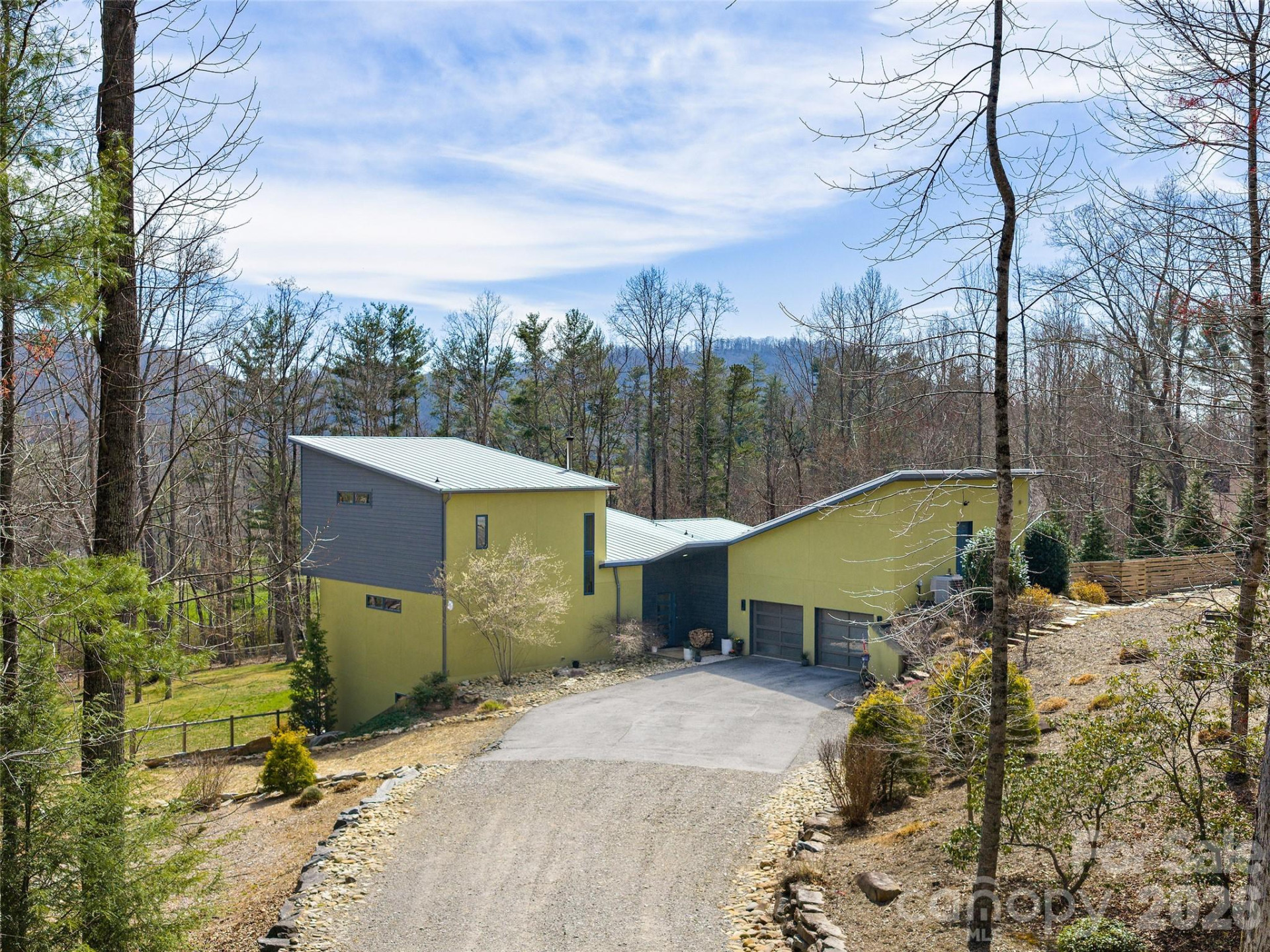 15 Sourwood Lane - Photo 2