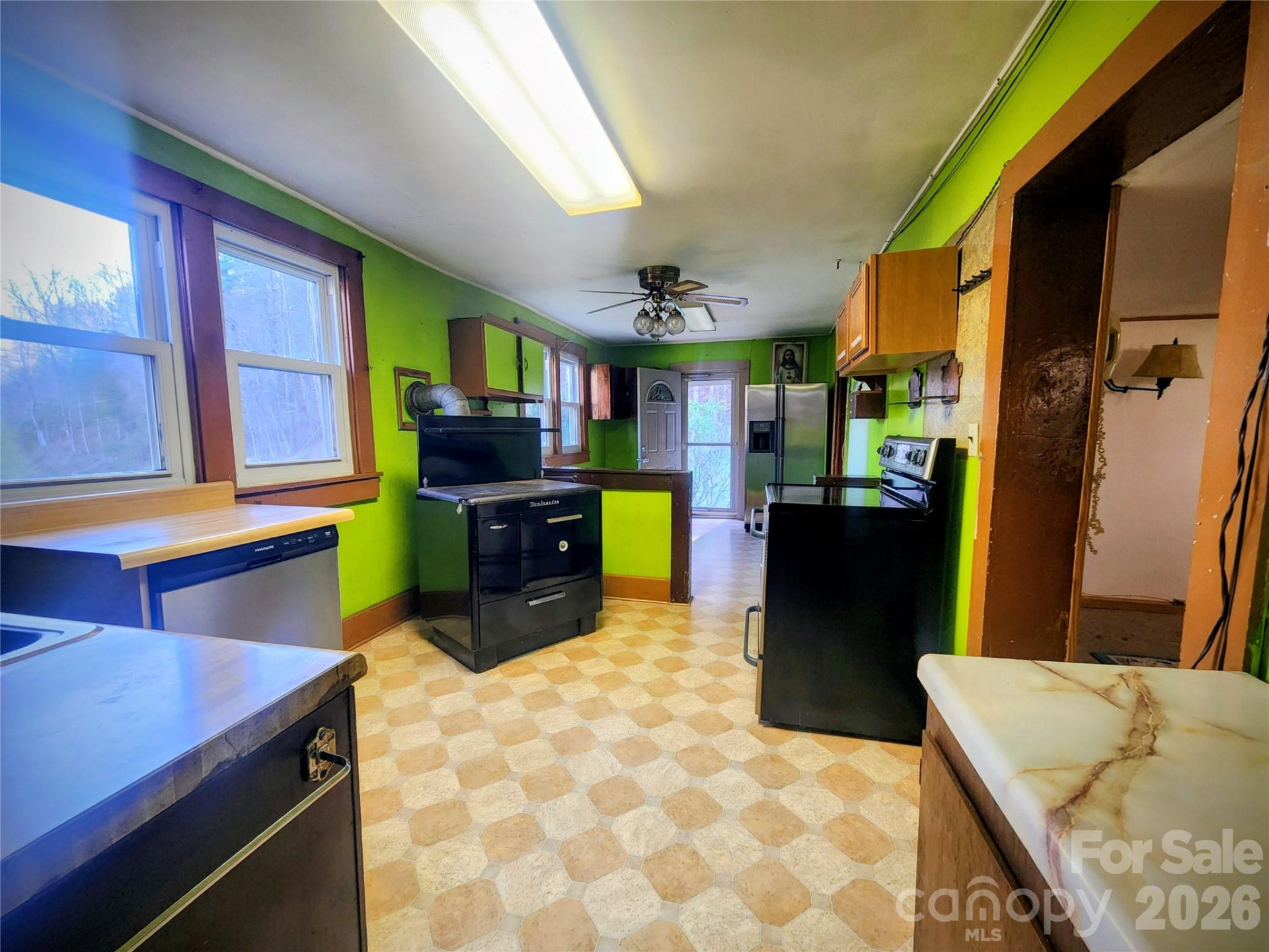 1025 Chandler Cove Road - Photo 5