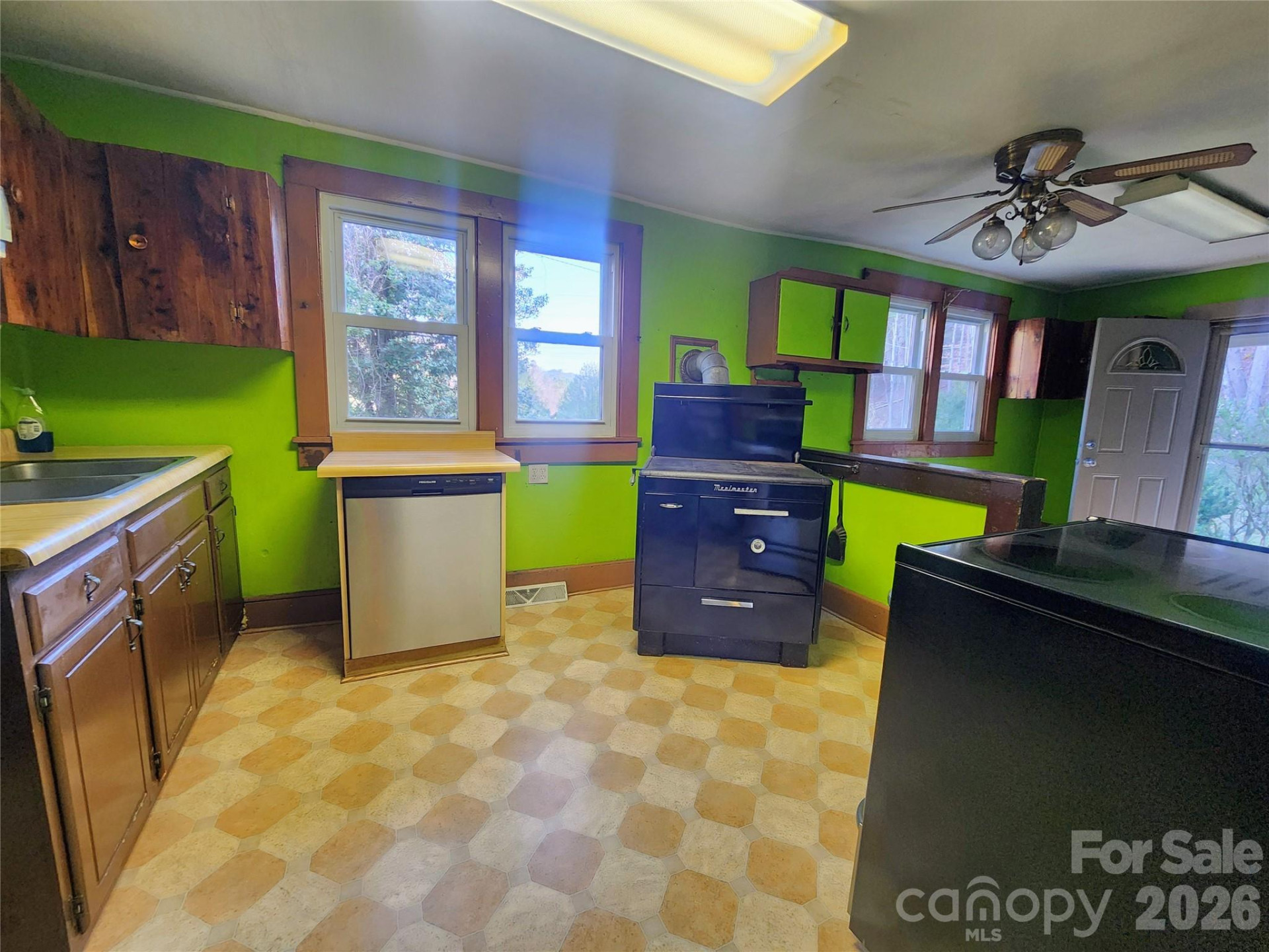 1025 Chandler Cove Road - Photo 6